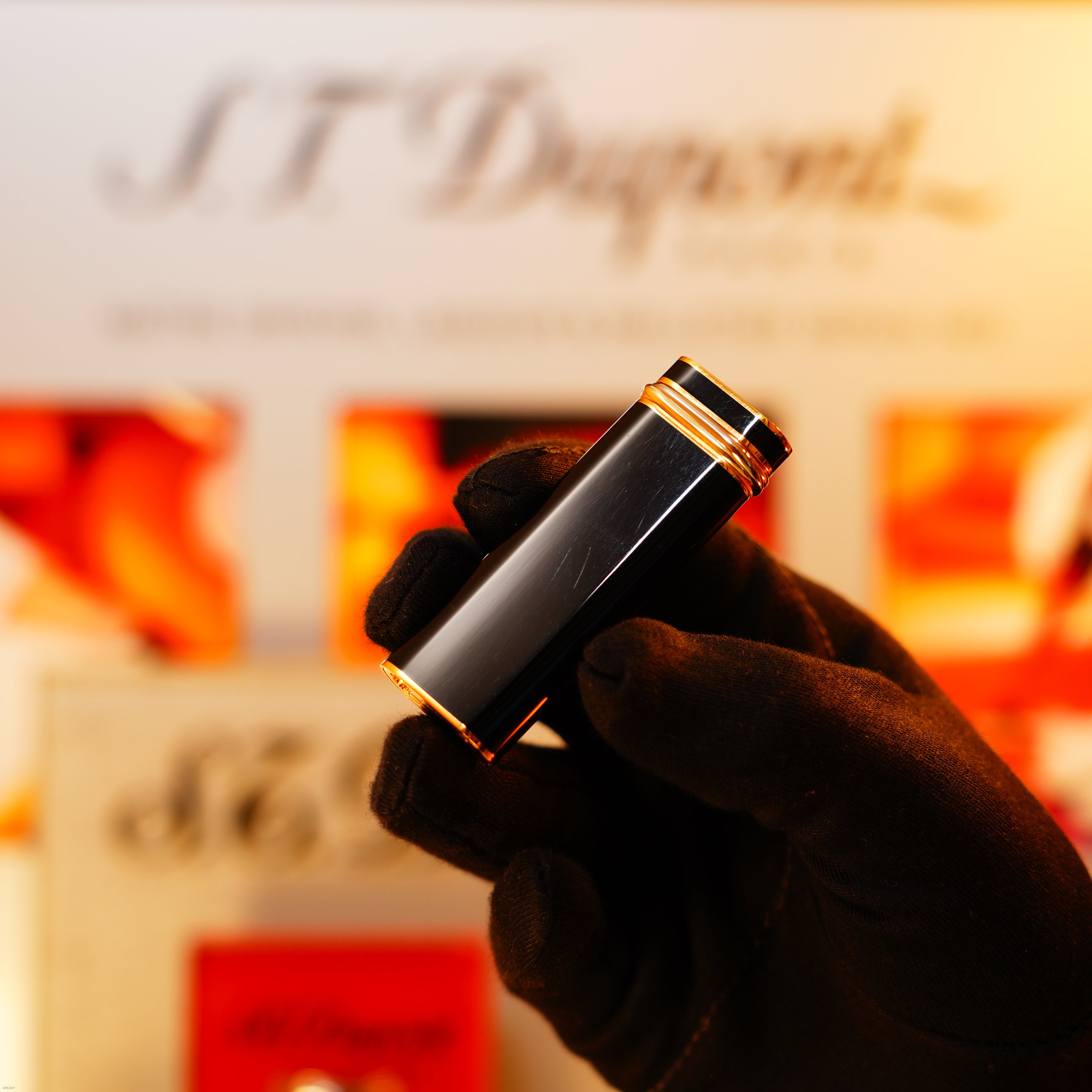 Vintage 1980 Cartier Standard Lighter – Full Black Natural Lacquer with Double‑C Logo, 24K Gold Finish & 18K Trinity Ring, Rare, Fair Condition