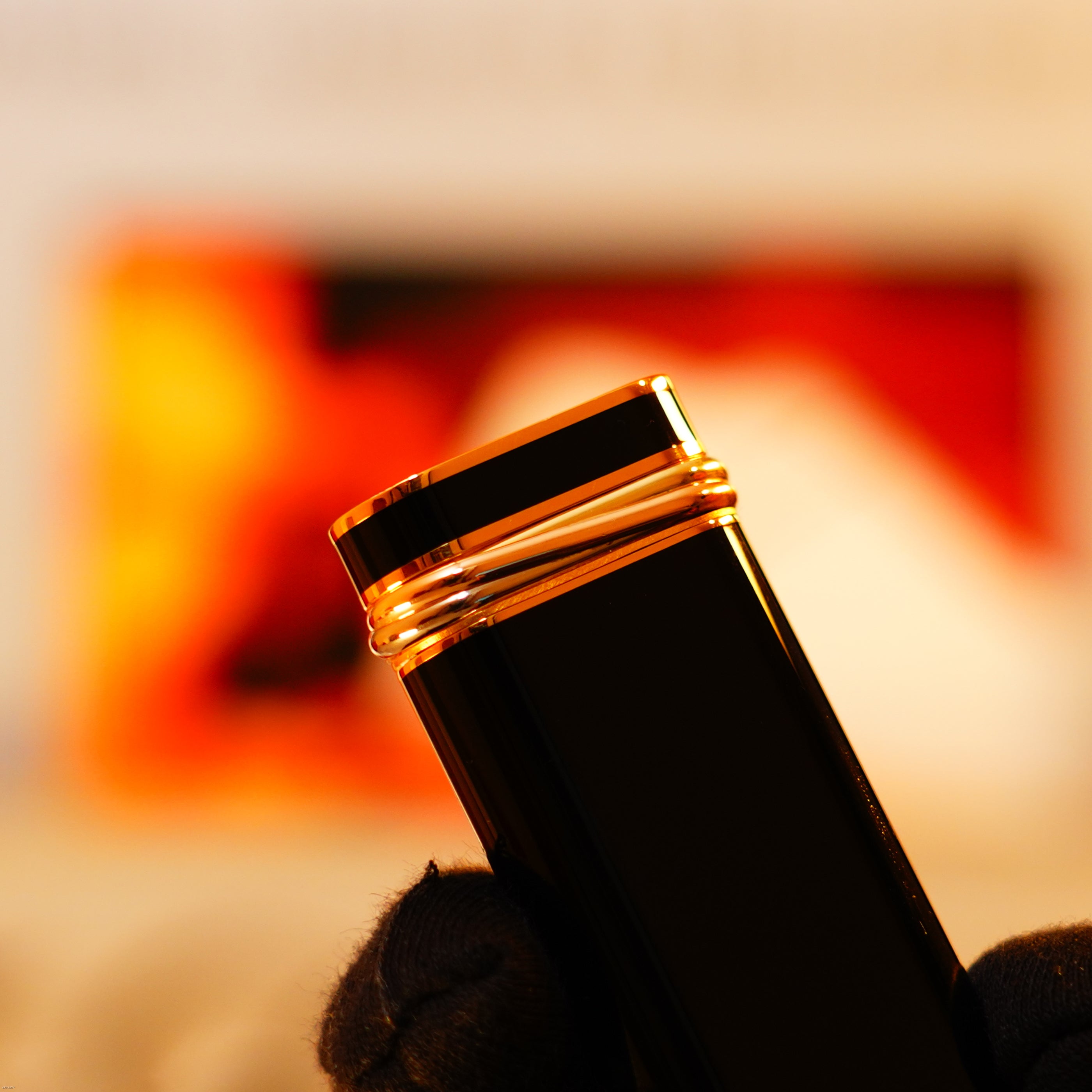 Vintage 1980 Cartier Standard Lighter – Full Black Natural Lacquer with Double‑C Logo, 24K Gold Finish & 18K Trinity Ring, Rare, Fair Condition