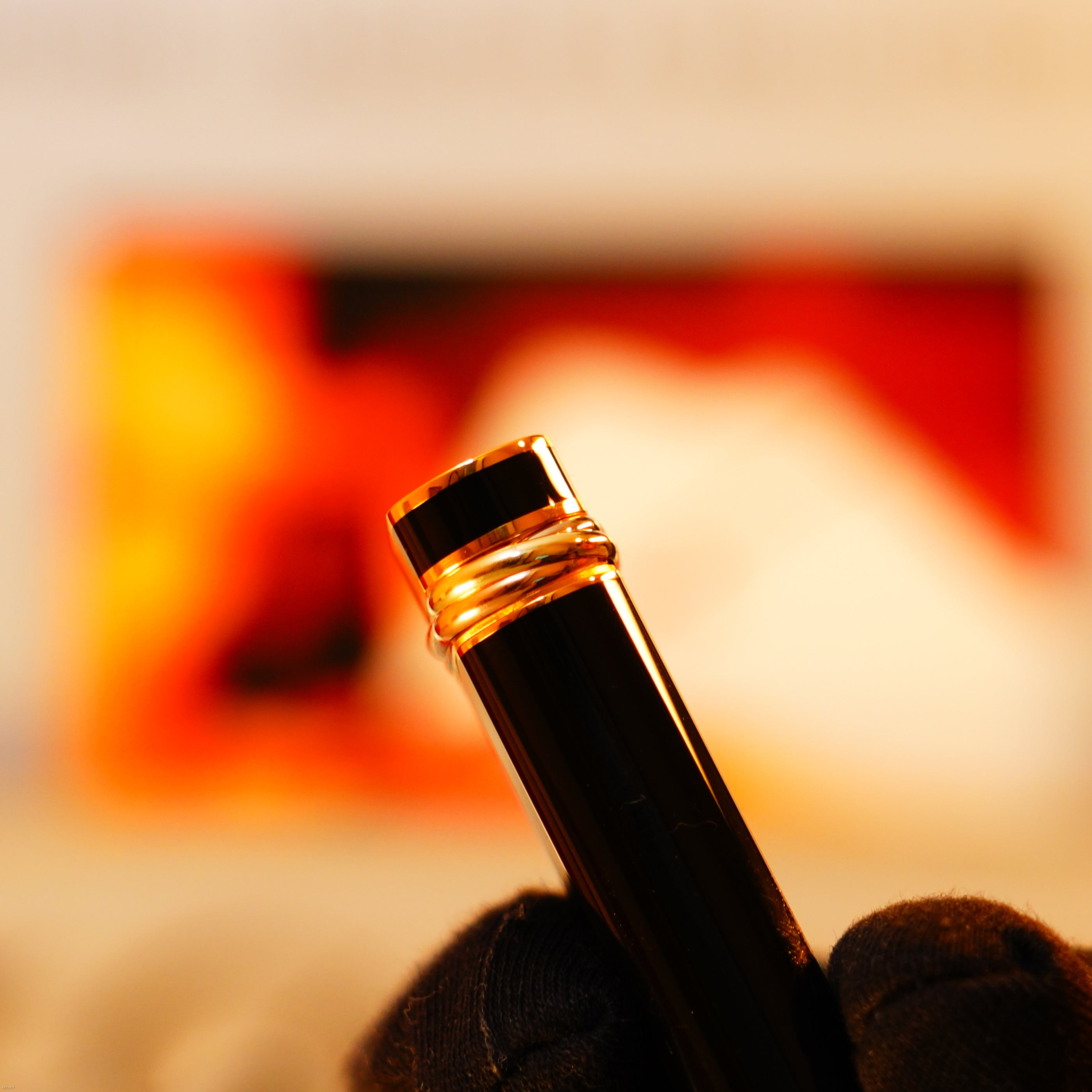 Vintage 1980 Cartier Standard Lighter – Full Black Natural Lacquer with Double‑C Logo, 24K Gold Finish & 18K Trinity Ring, Rare, Fair Condition