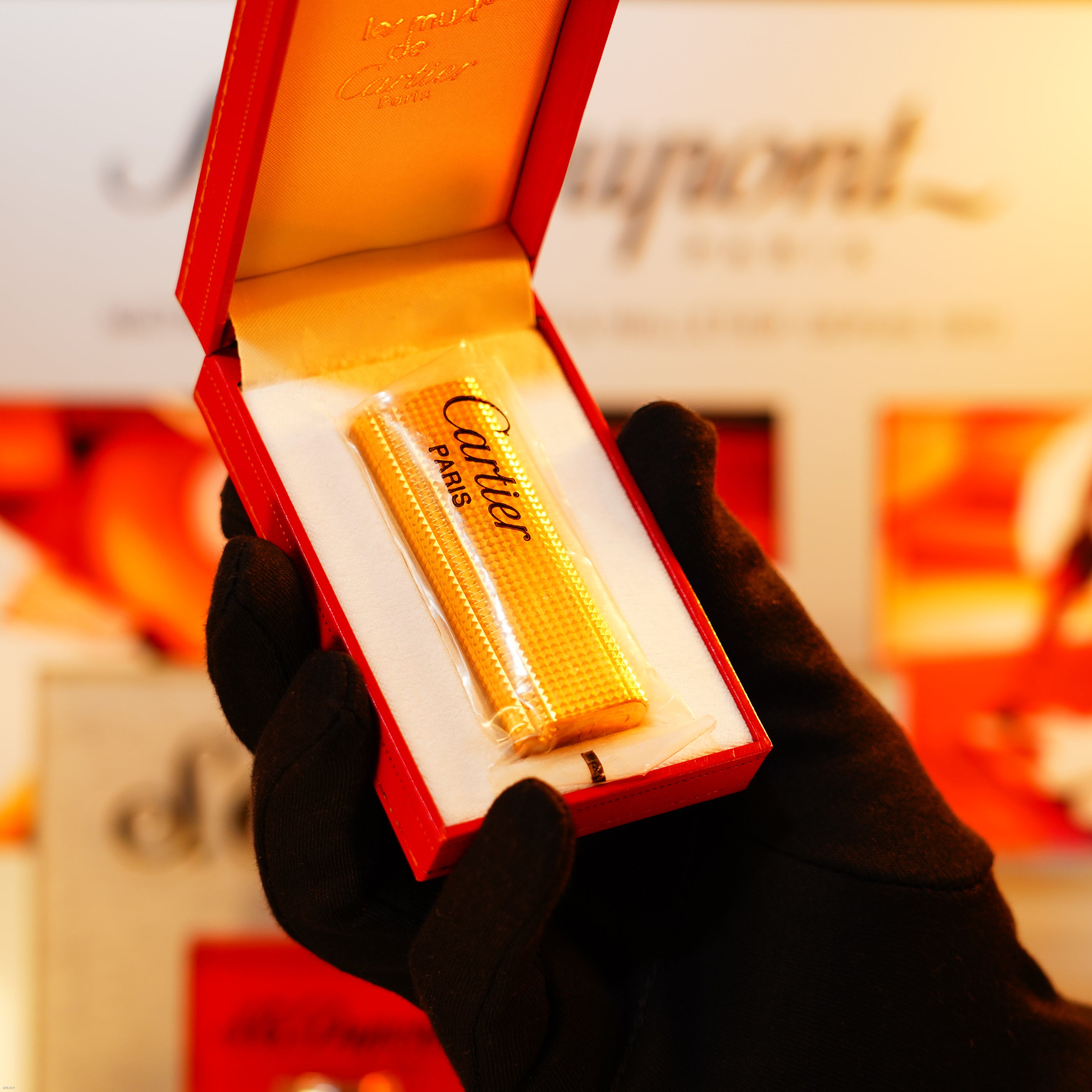 Vintage 1980 Cartier Lighter – Heavy 24K Gold Finish “Modern Diamond Pattern”, Rare Full Set with Box & Papers