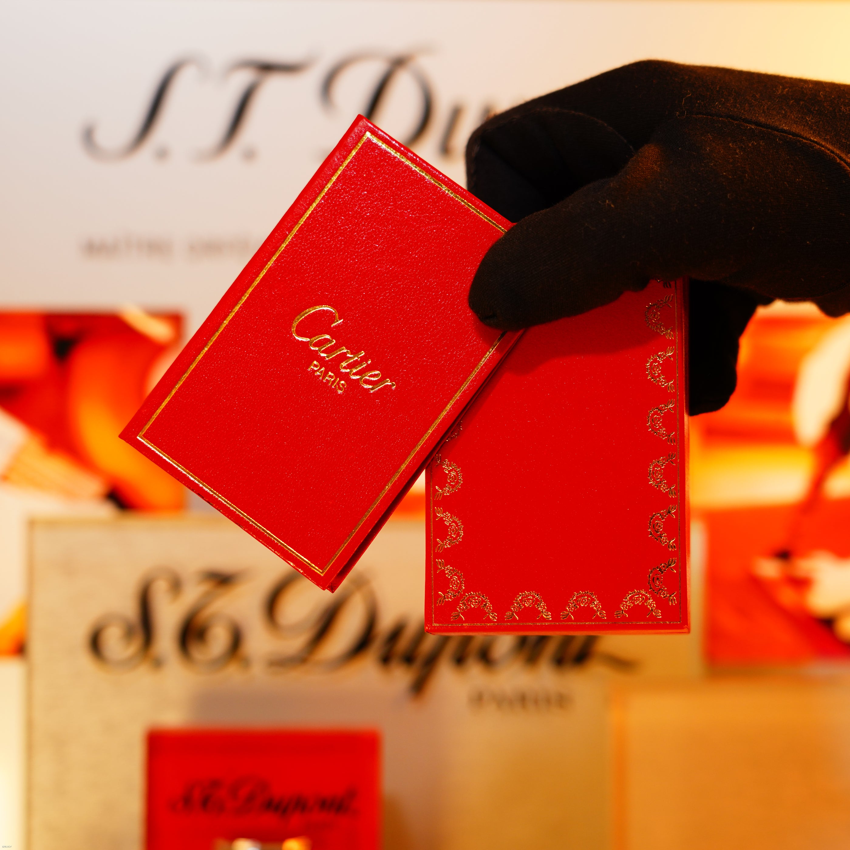 Vintage 1980 Cartier Lighter – Heavy 24K Gold Finish “Modern Diamond Pattern”, Rare Full Set with Box & Papers