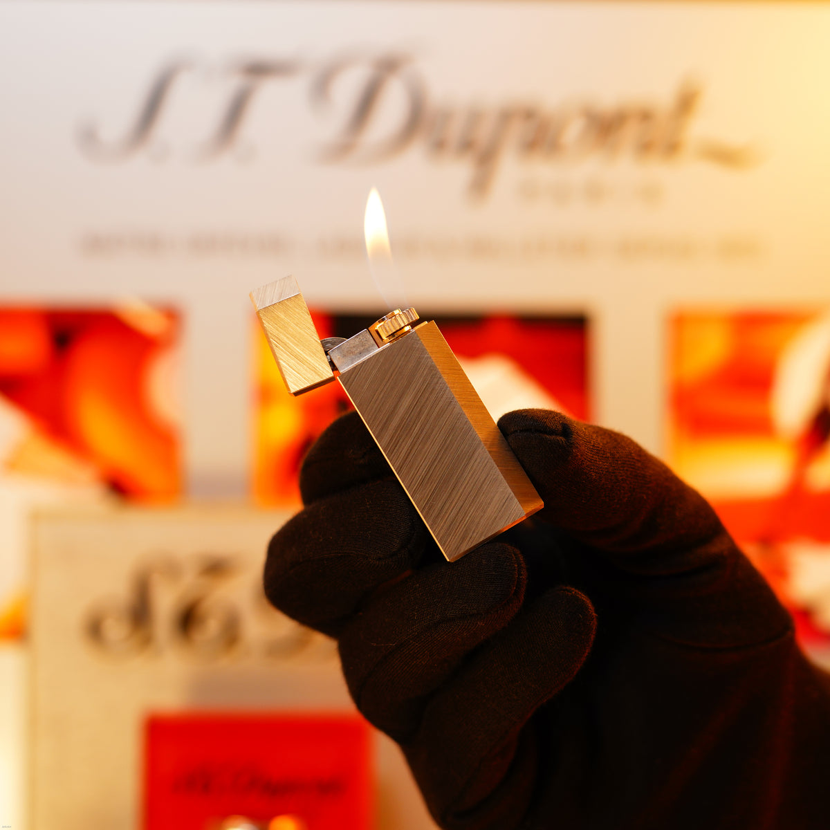 Vintage 1980 Cartier Mini “Pentagon” Lighter – Brushed Heavy Platinum Finish, Great Condition, Rare Full Set