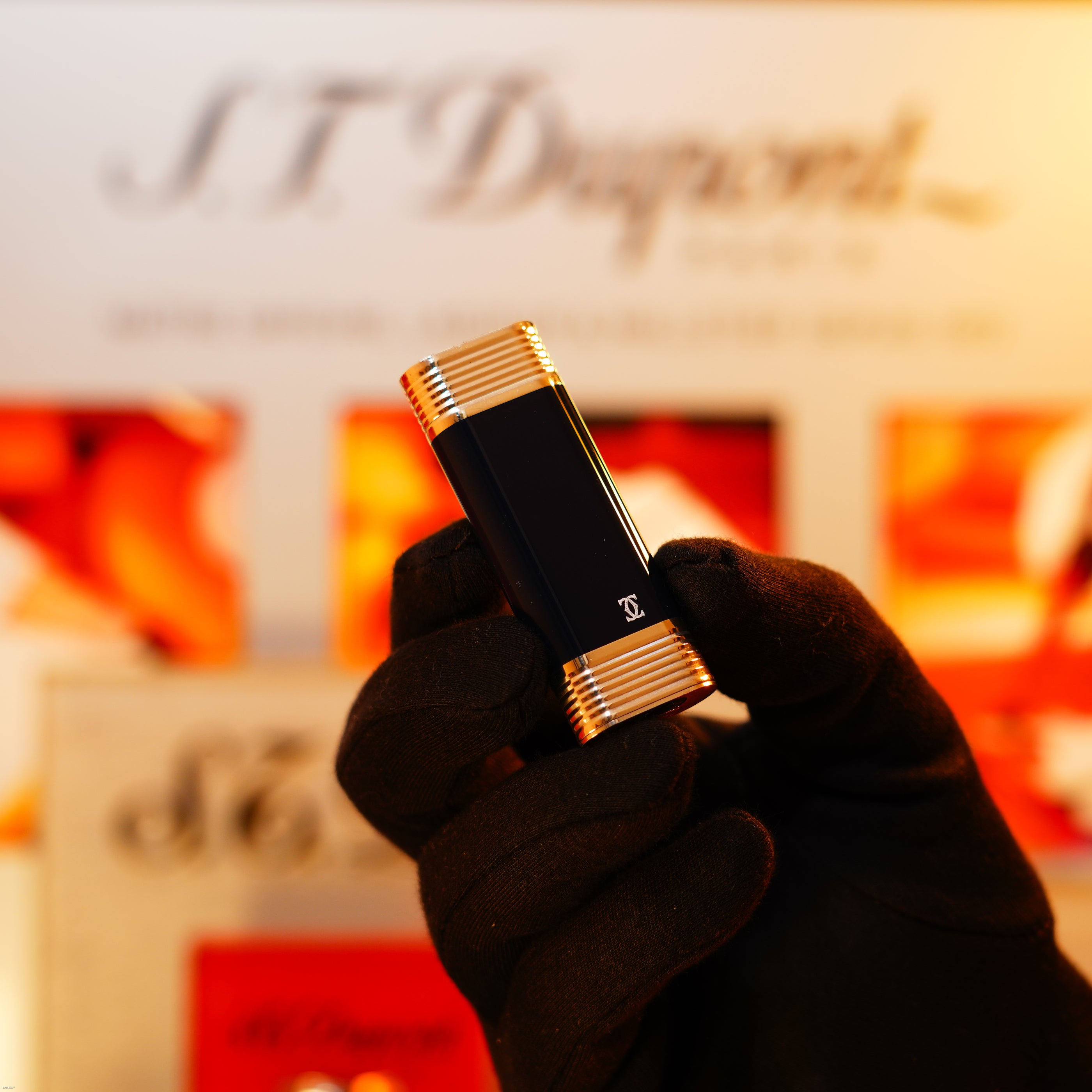 Vintage 1970 Cartier Solid 925 Silver Lighter – Natural Dark‑Blue Lacquer, Extremely Rare Early Model, Large Red Display Box & Papers, Good Condition