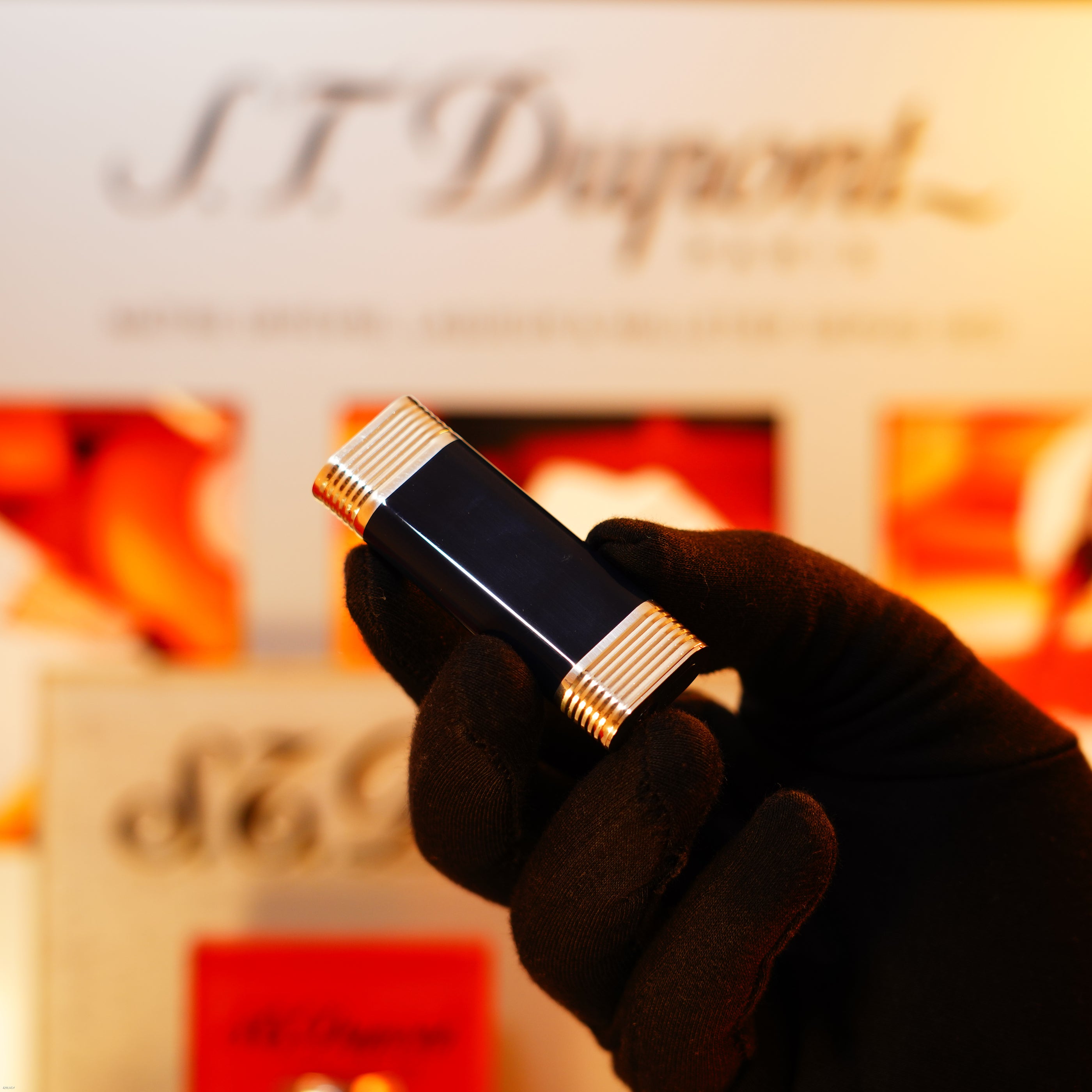 Vintage 1970 Cartier Solid 925 Silver Lighter – Natural Dark‑Blue Lacquer, Extremely Rare Early Model, Large Red Display Box & Papers, Good Condition