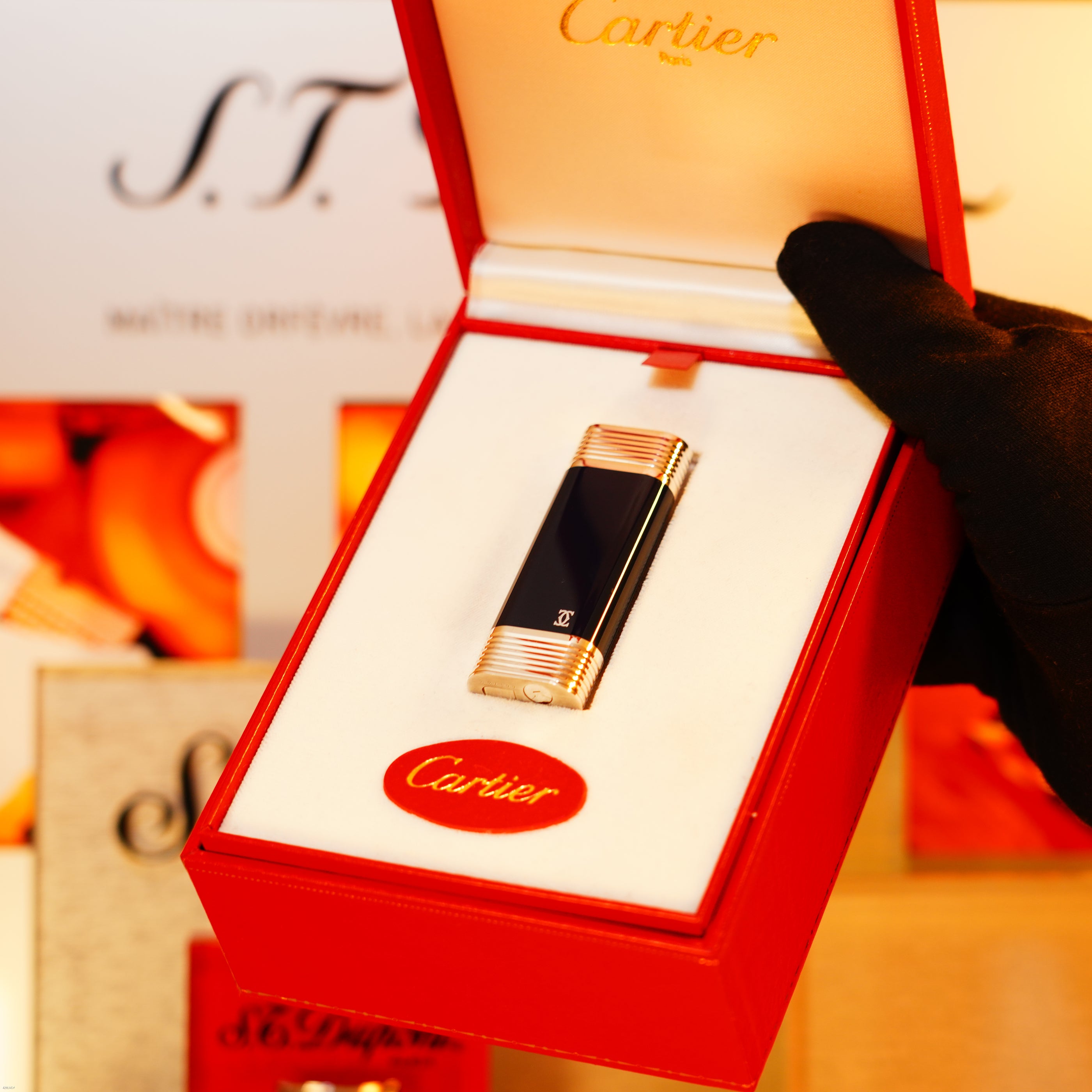 Vintage 1970 Cartier Solid 925 Silver Lighter – Natural Dark‑Blue Lacquer, Extremely Rare Early Model, Large Red Display Box & Papers, Good Condition