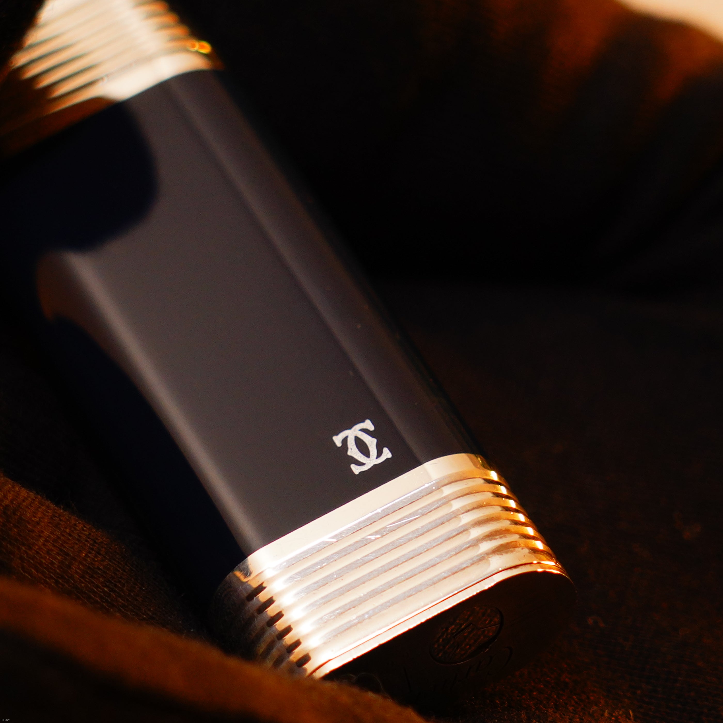 Vintage 1970 Cartier Solid 925 Silver Lighter – Natural Dark‑Blue Lacquer, Extremely Rare Early Model, Large Red Display Box & Papers, Good Condition