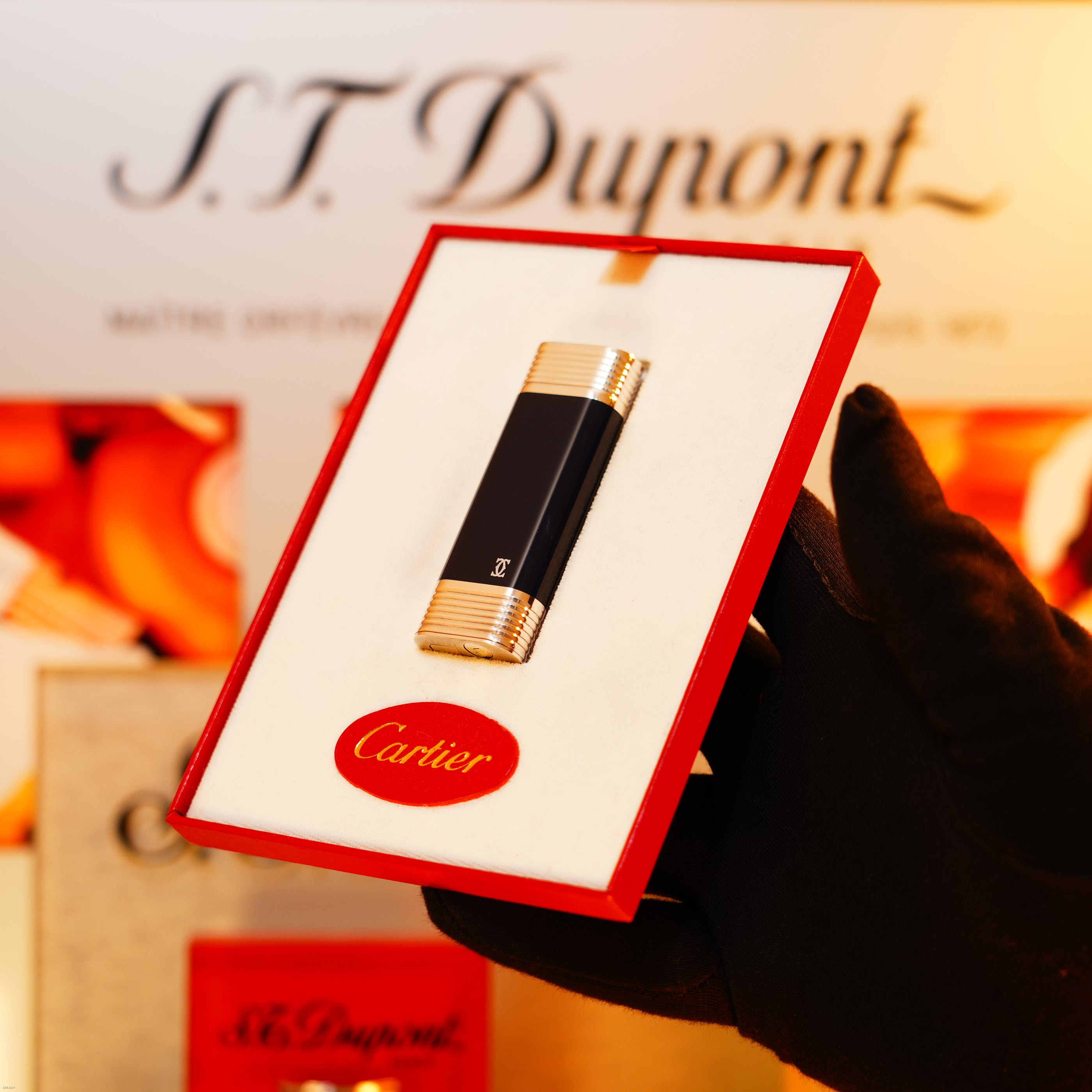 Vintage 1970 Cartier Solid 925 Silver Lighter – Natural Dark‑Blue Lacquer, Extremely Rare Early Model, Large Red Display Box & Papers, Good Condition