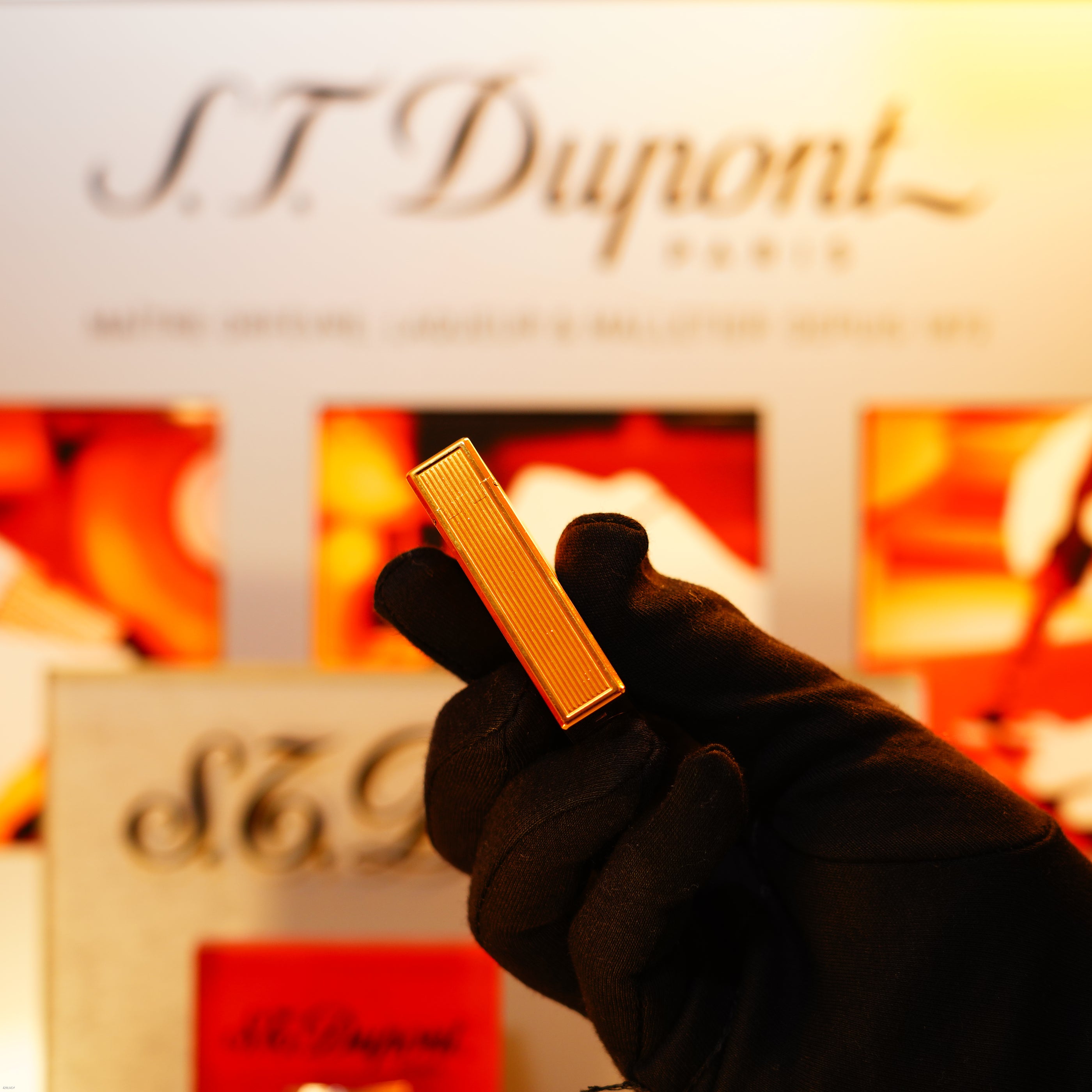 Vintage 1991 S.T. Dupont “Jubile” Limited Edition Petrol Lighter – 18K Gold-Finish Paris Series, Limited to 1500 Worldwide