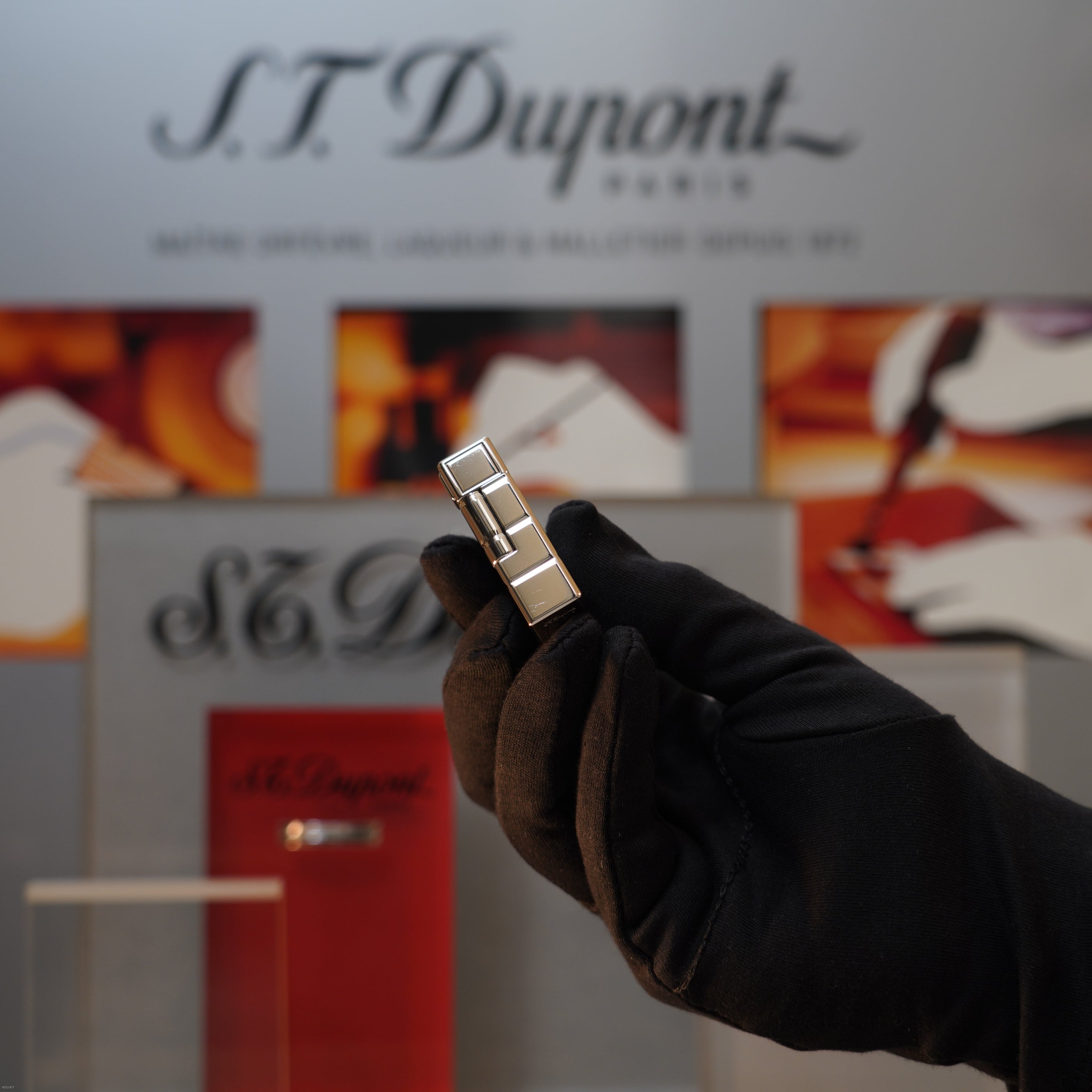 Vintage 2001 S.T. Dupont Limited Edition Platinum Natural Diamond 60 Years Anniversary Ligne 1 Lighter