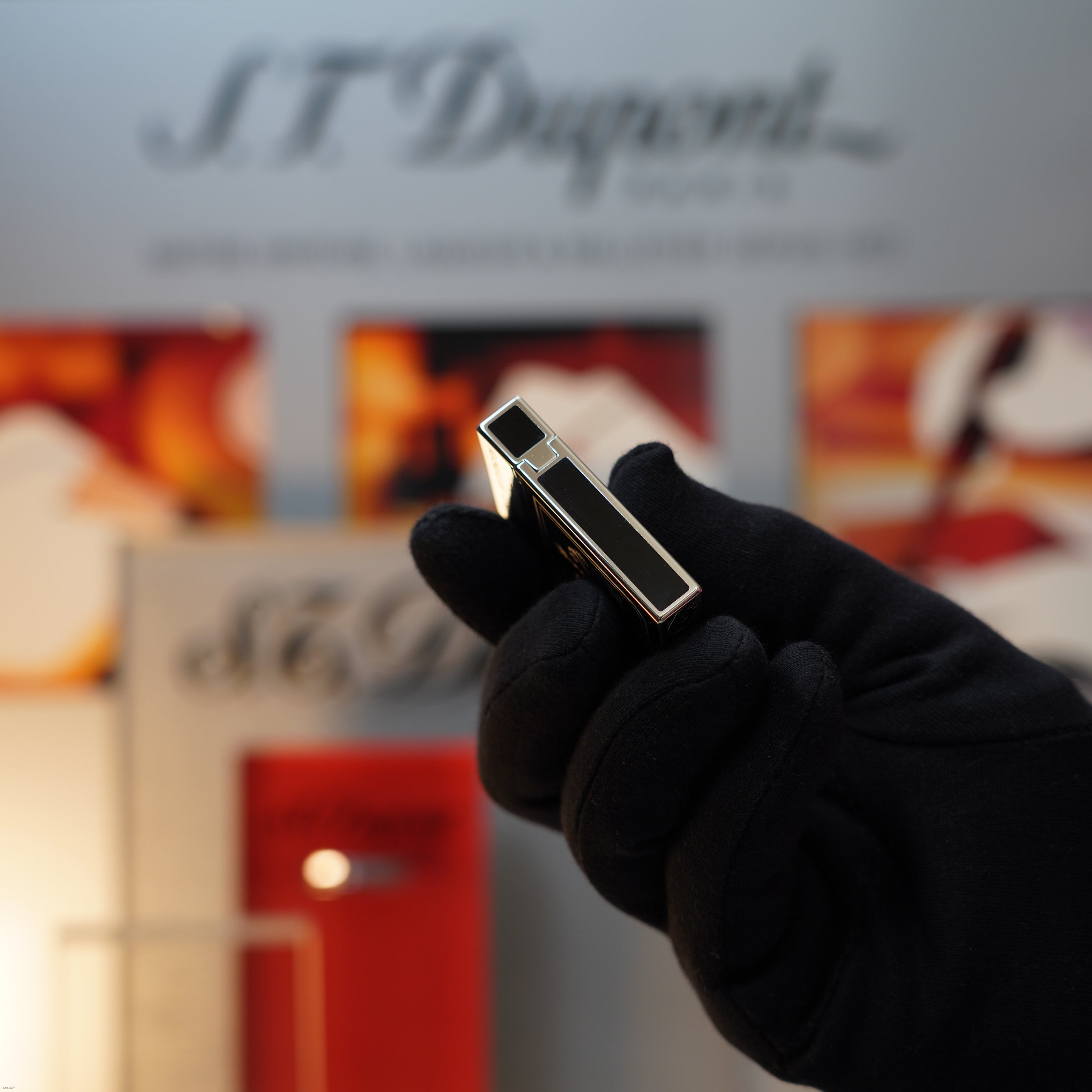 Vintage 2003 S.T. Dupont Small Ligne 2 “Saint Petersburg” Limited Edition Only 300 Made Platinum small Ligne 2 Lighter Clink Sound