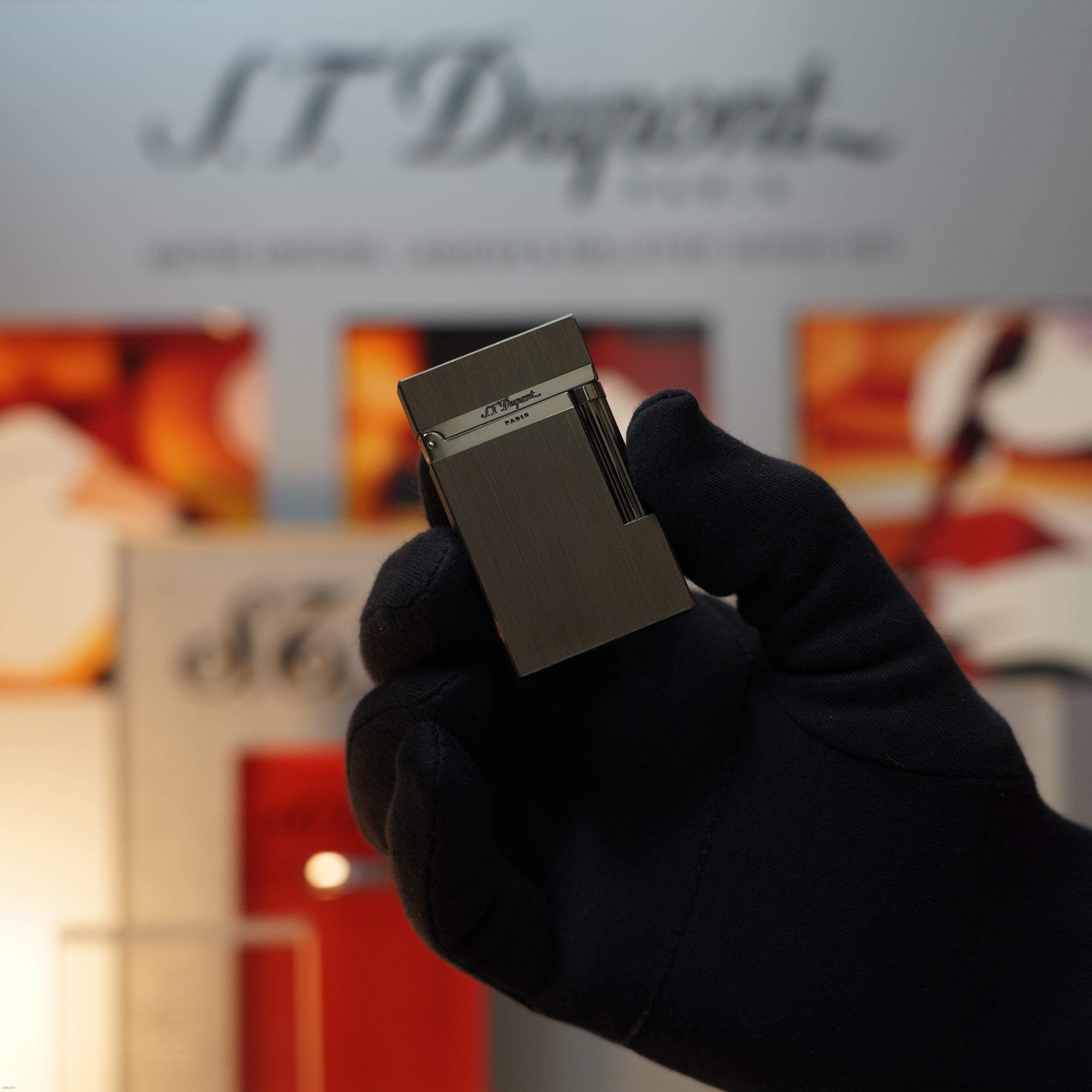 Vintage 1999 S.T. Dupont Montparnasse Rare Gunmetal Finish Brushed Pattern Large Ligne 2 Lighter Clink Sound