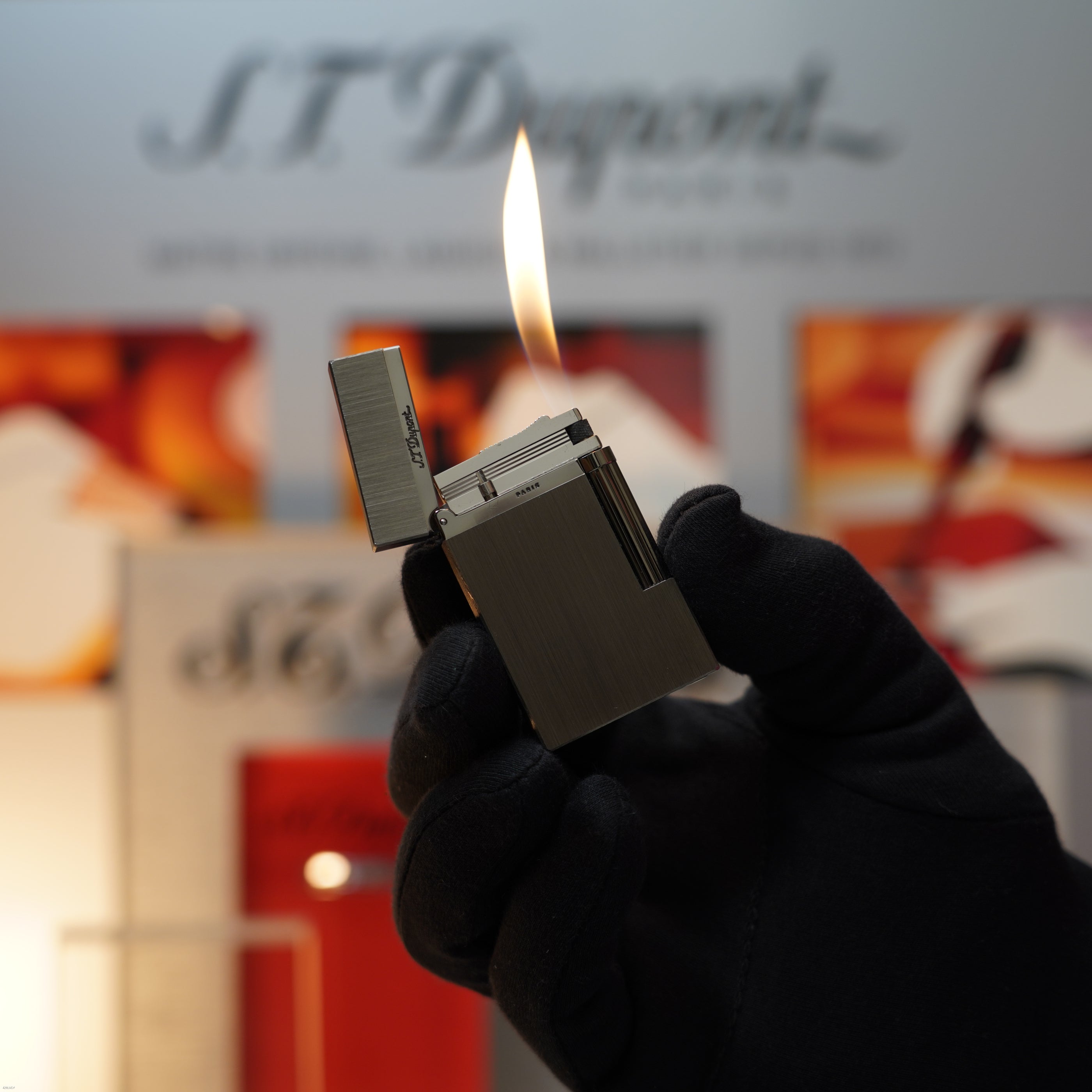 Vintage 1999 S.T. Dupont Montparnasse Rare Gunmetal Finish Brushed Pattern Large Ligne 2 Lighter Clink Sound