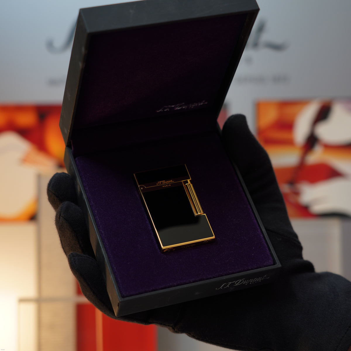 Vintage Late 1990s S.T. Dupont Montparnasse Heavy 24k Gold Finish Black Lacquer Large Ligne 2 Lighter