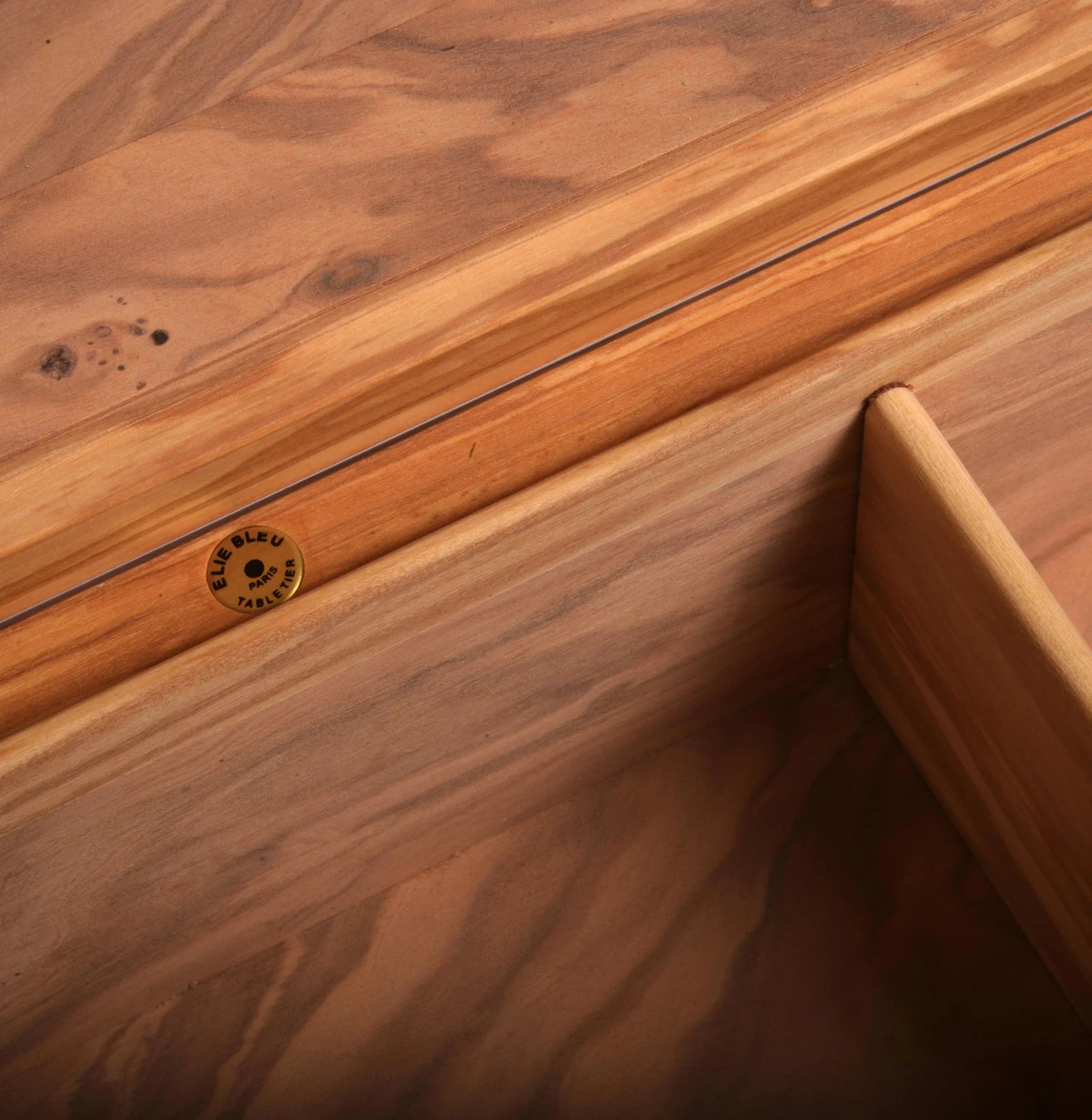 Elie Bleu Olive Wood Classic Humidor (110 Cigars)