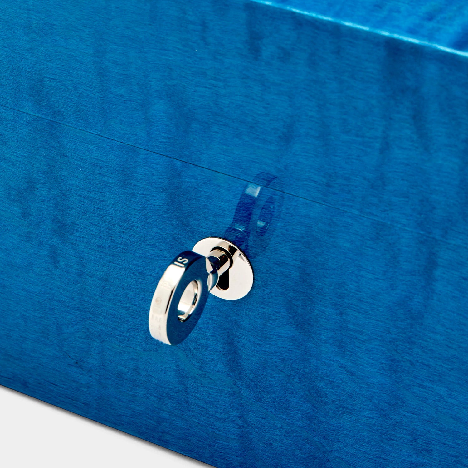 Elie Bleu Blue Sycamore Fruit Humidor (75 Cigars)