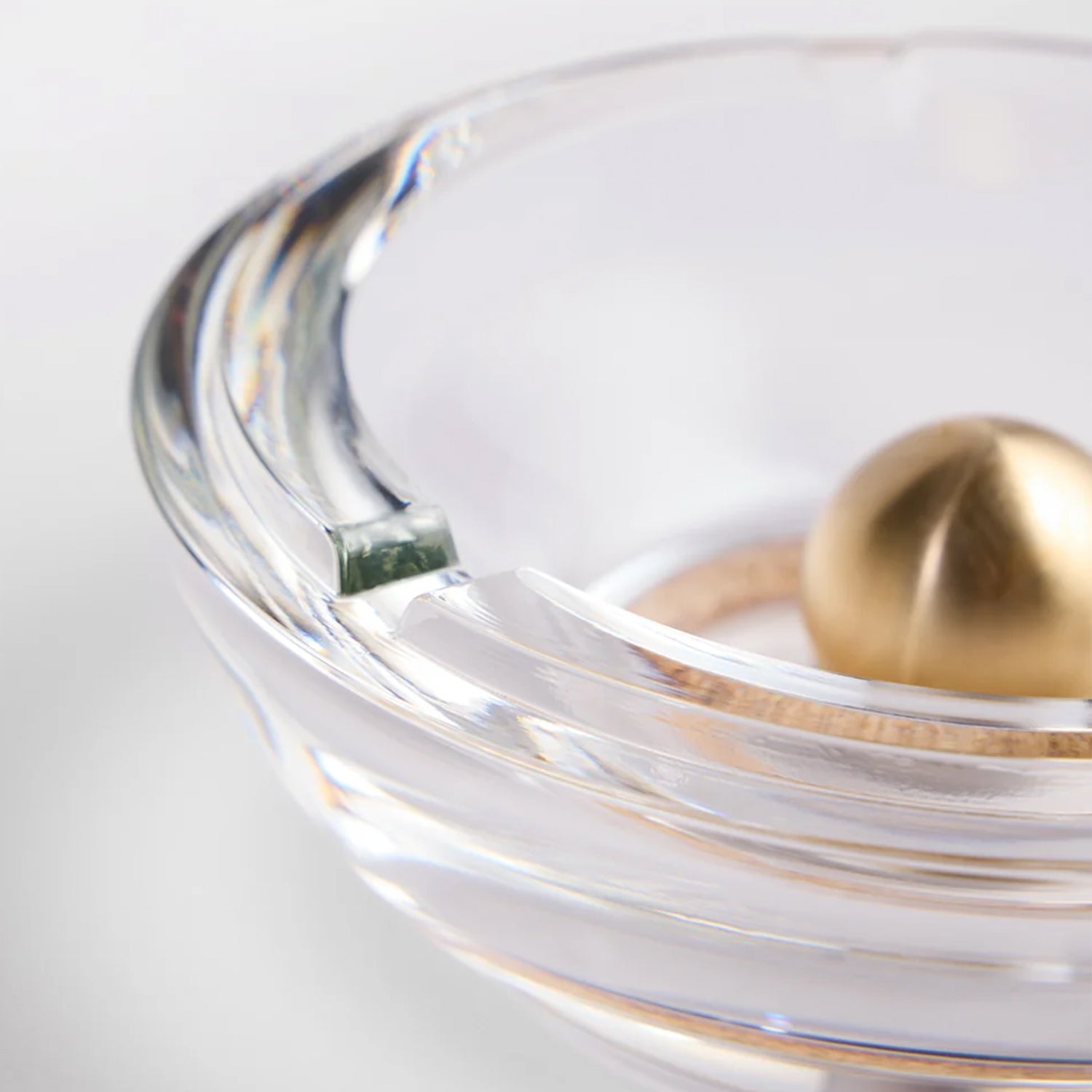Murmmr Crystal Dome Cigar Ashtray