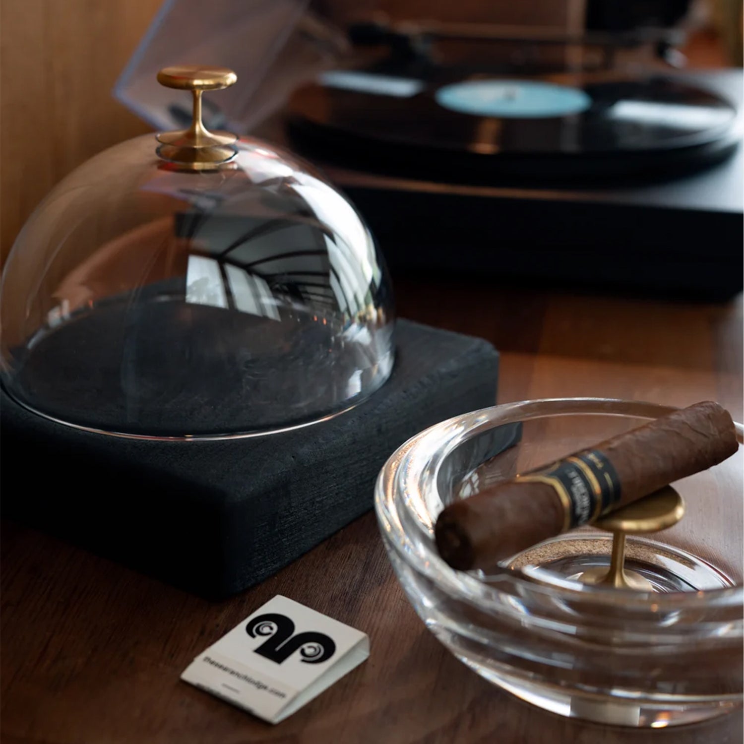 Murmmr Wooden Rest For Crystal Dome
