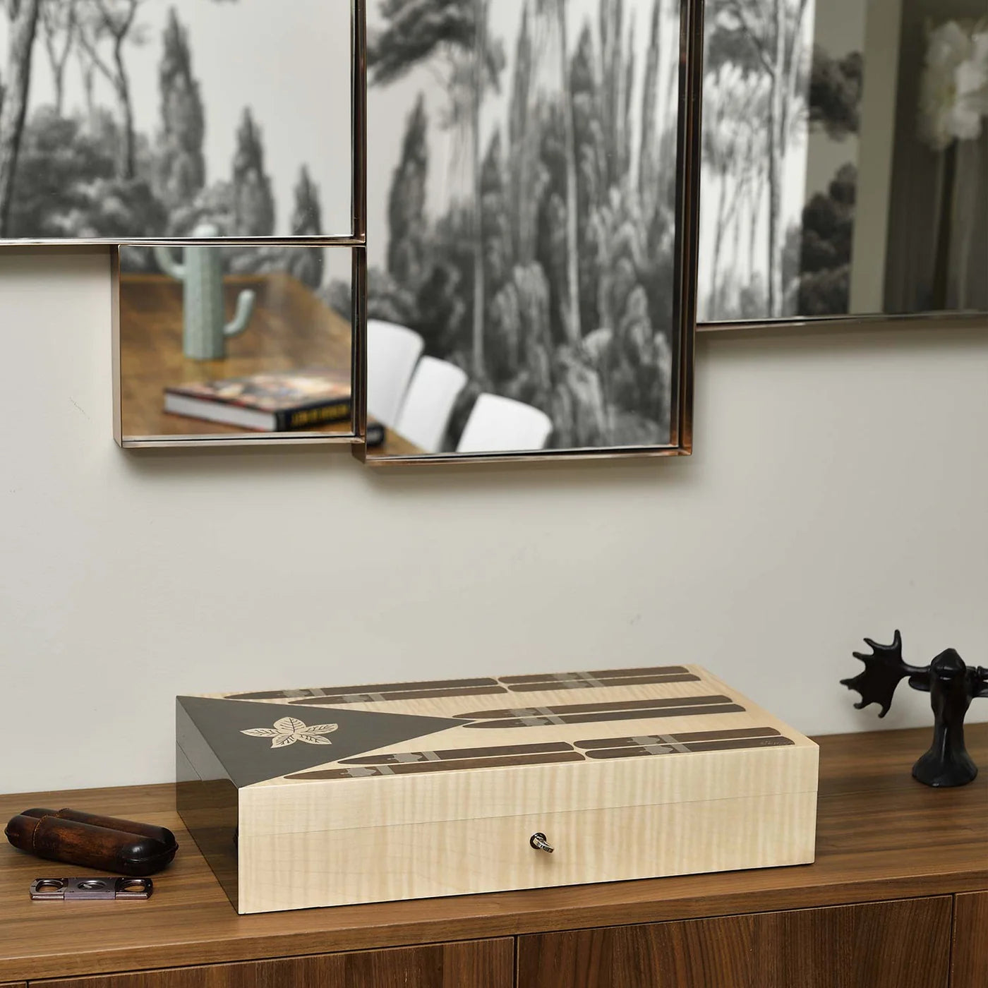 Elie Bleu Limited Edition Cuban Flag Humidor (110 Cigars)