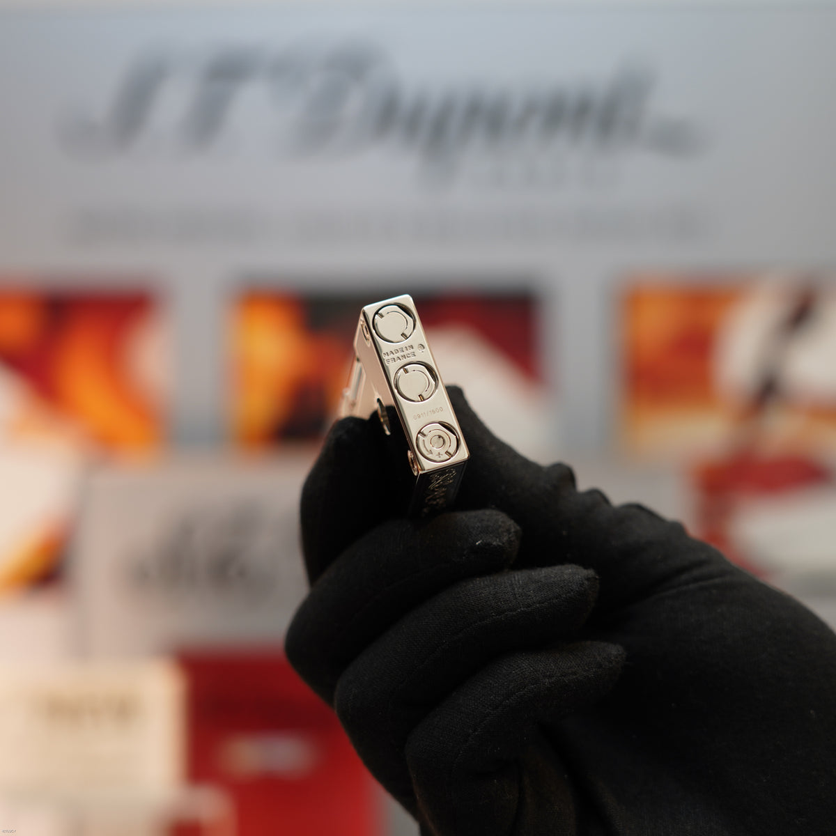Vintage 2017 S.T. Dupont Ligne 2 Large “Conquest of the Wild West” Limited Edition Platinum & Black Chinese Lacquer Lighter – Full Set