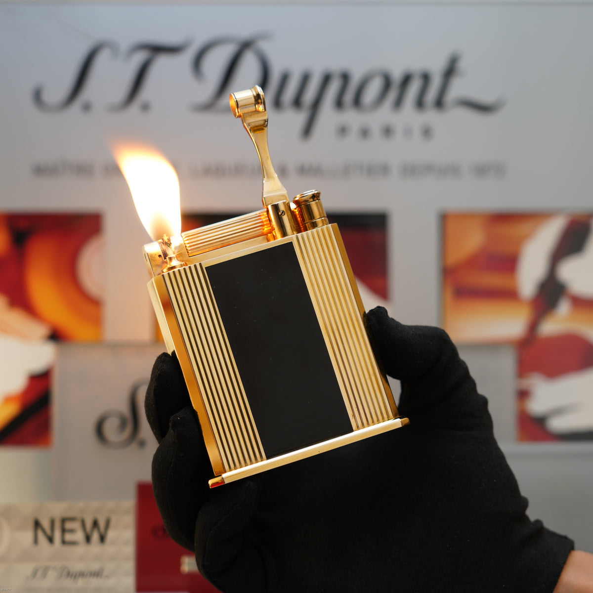 Vintage 1940 S.T. Dupont Jeroboam 18K Gold Finish & Black Lacquer Table Lighter – Benzine Fuel – Rare Collector’s Piece