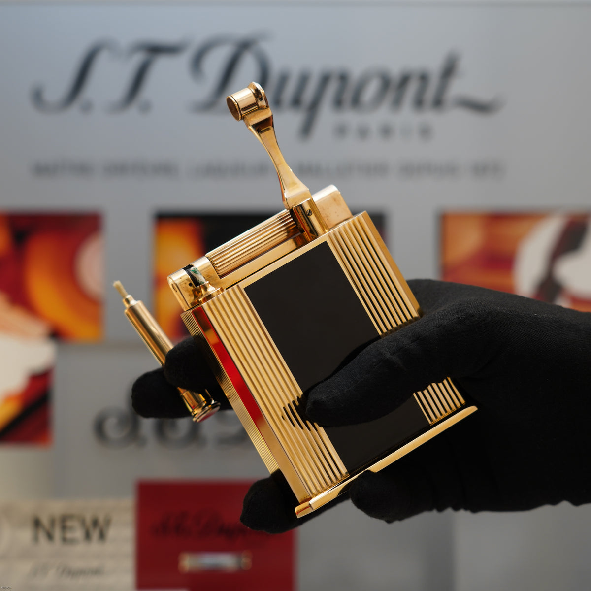Vintage 1940 S.T. Dupont Jeroboam 18K Gold Finish & Black Lacquer Table Lighter – Benzine Fuel – Rare Collector’s Piece