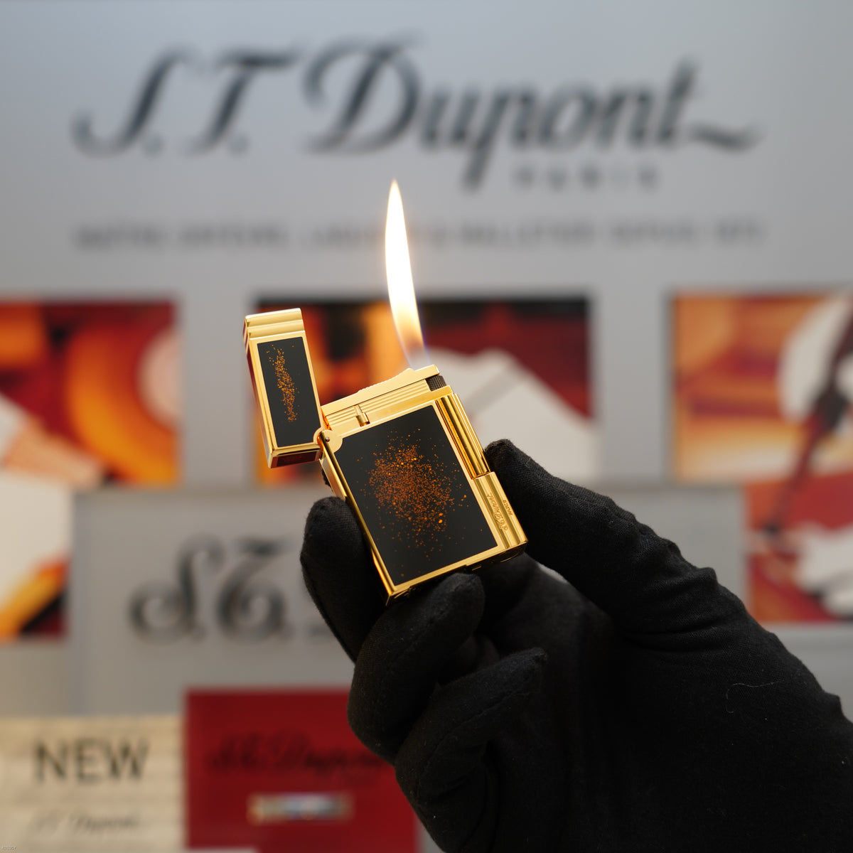 Vintage January 1994 S.T. Dupont Gatsby Ligne 2 Black Lacquer Gold Powder 24K Gold Finish Lighter – Mint Full Set