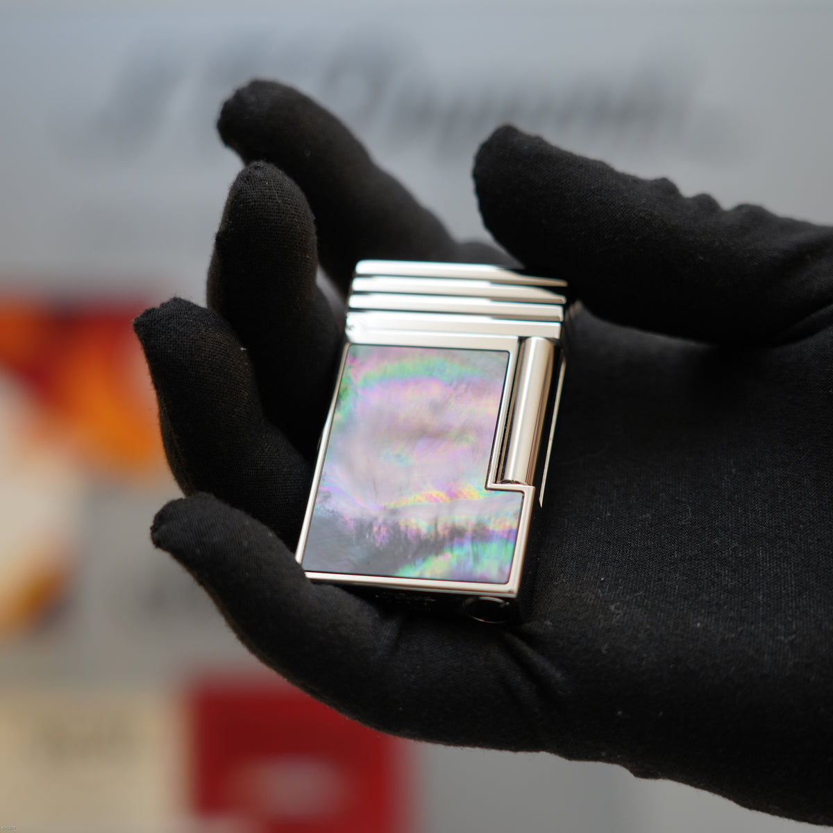Vintage 1999 S.T. Dupont Limited Edition Mother-of-Pearl Heavy Platinum Ligne 2 Large Lighter – Full Set
