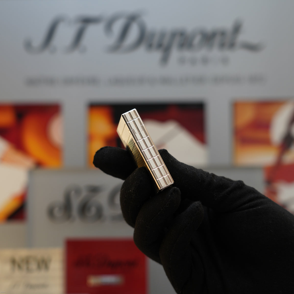 Vintage 1990 S.T. Dupont Gatsby Ligne 2 Medium Silver Plated Square Pattern Lighter – Mint Full Set