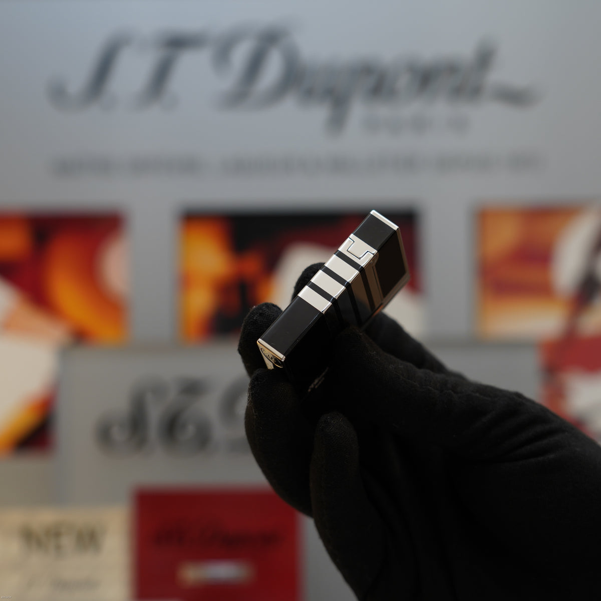 Vintage 1990 S.T. Dupont Gatsby Ligne 2 Medium Platinum Finish Black Chinese Lacquer Lighter – Full Set