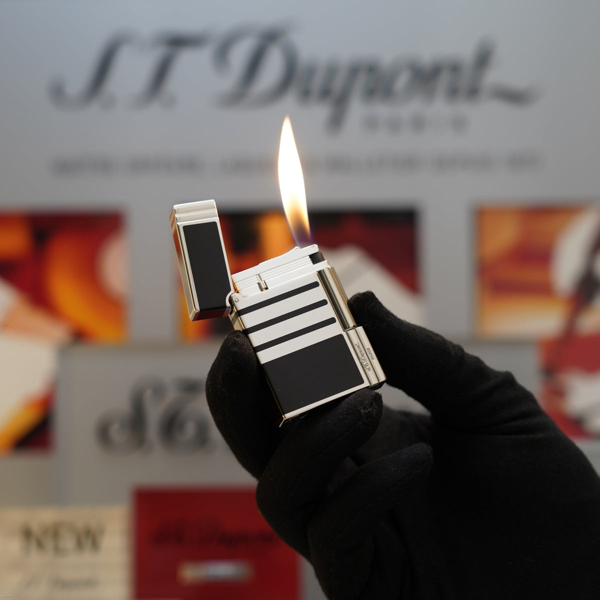 Vintage 1990 S.T. Dupont Gatsby Ligne 2 Medium Platinum Finish Black Chinese Lacquer Lighter – Full Set