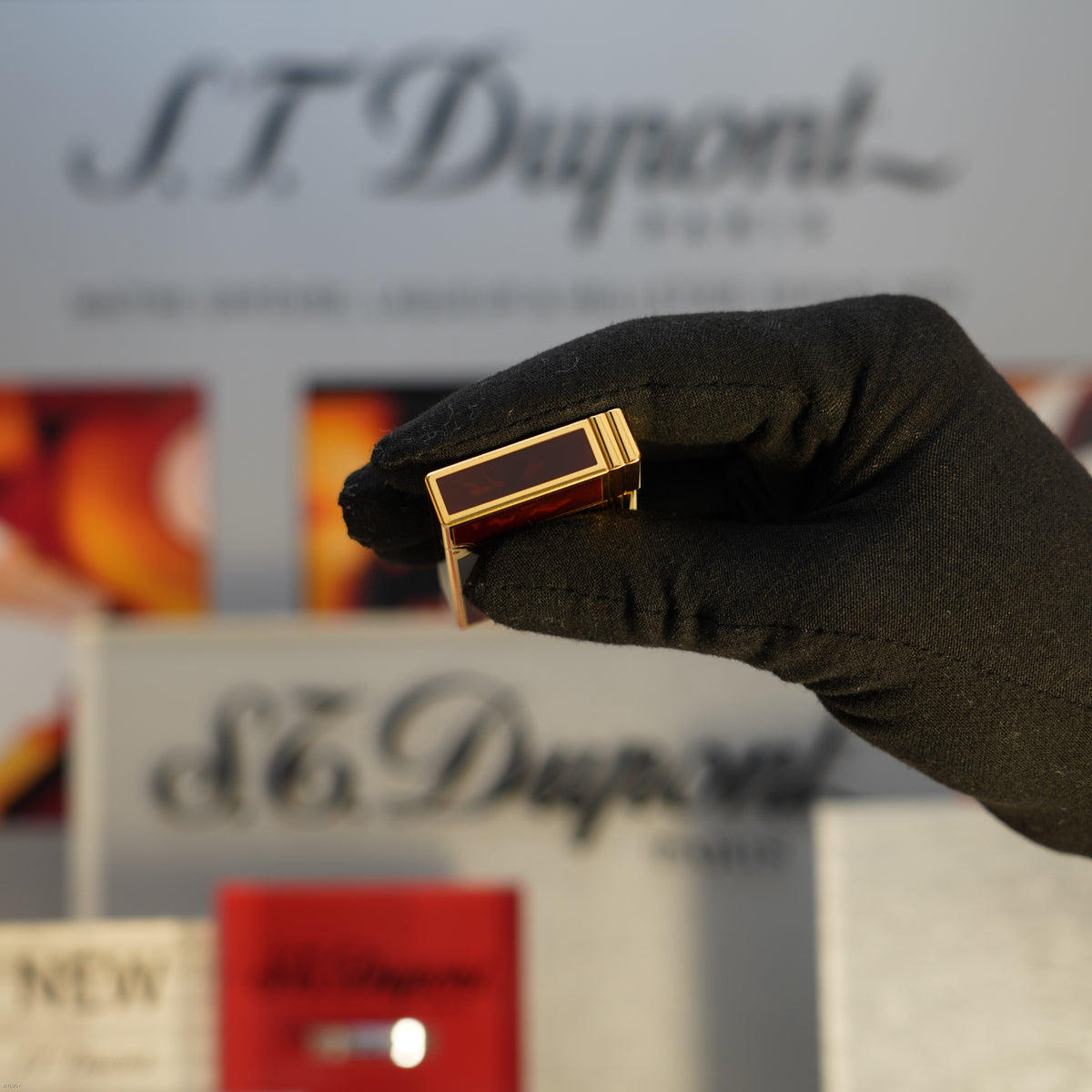 Vintage October 1990 S.T. Dupont Gatsby Tortoiseshell Lacquer Heavy Gold Finish Ligne 2 Medium Lighter – Rare Full Set