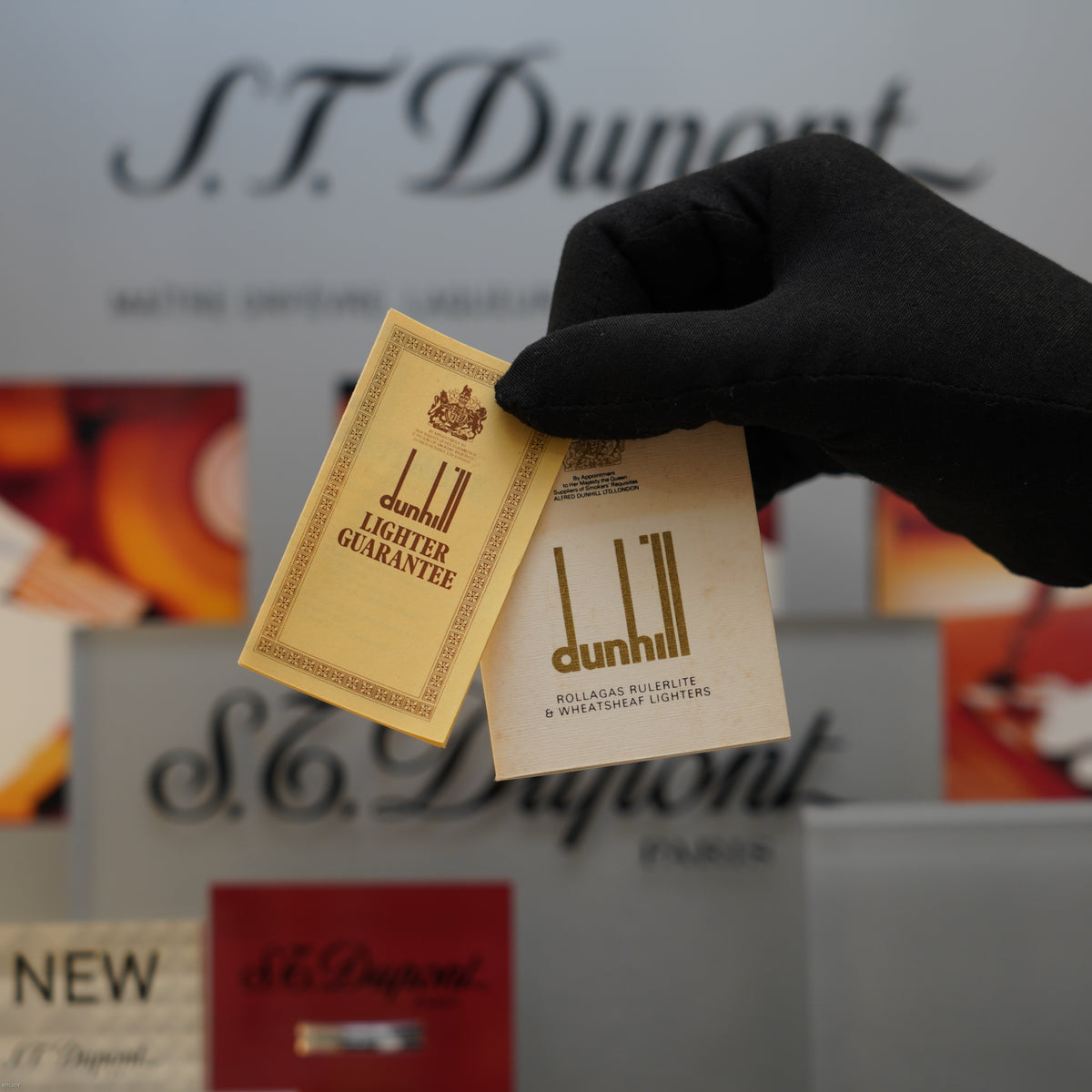Vintage December 1979 Dunhill Rollagas Heavy Gold Finish Black Natural Lacquer Lighter – Excellent Full Set