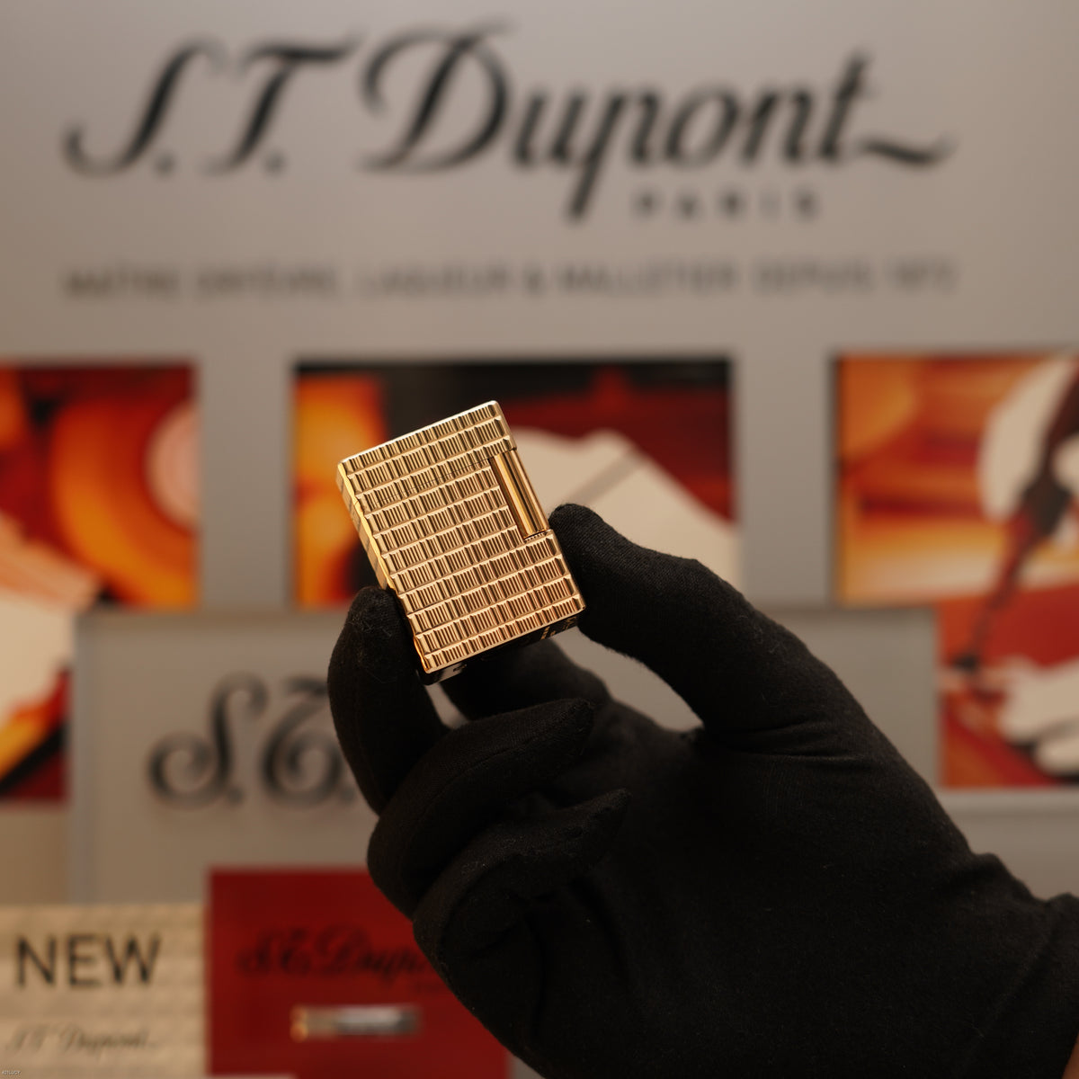 Vintage Late 1980s S.T. Dupont Ligne 1 Small 20 Micron Gold Plated Lighter – Very Good Full Set