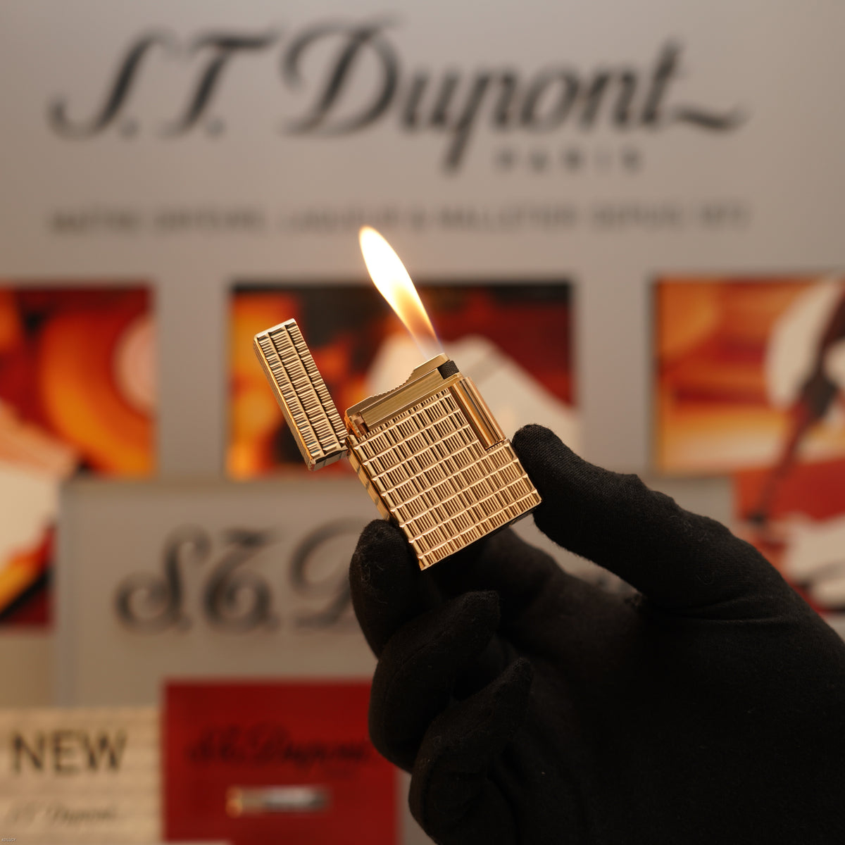 Vintage Late 1980s S.T. Dupont Ligne 1 Small 20 Micron Gold Plated Lighter – Very Good Full Set