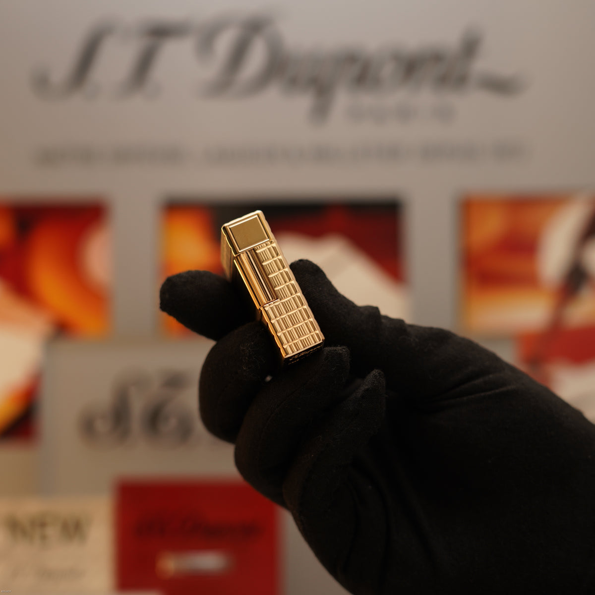 Vintage Late 1980s S.T. Dupont Ligne 1 Small 20 Micron Gold Plated Lighter – Very Good Full Set