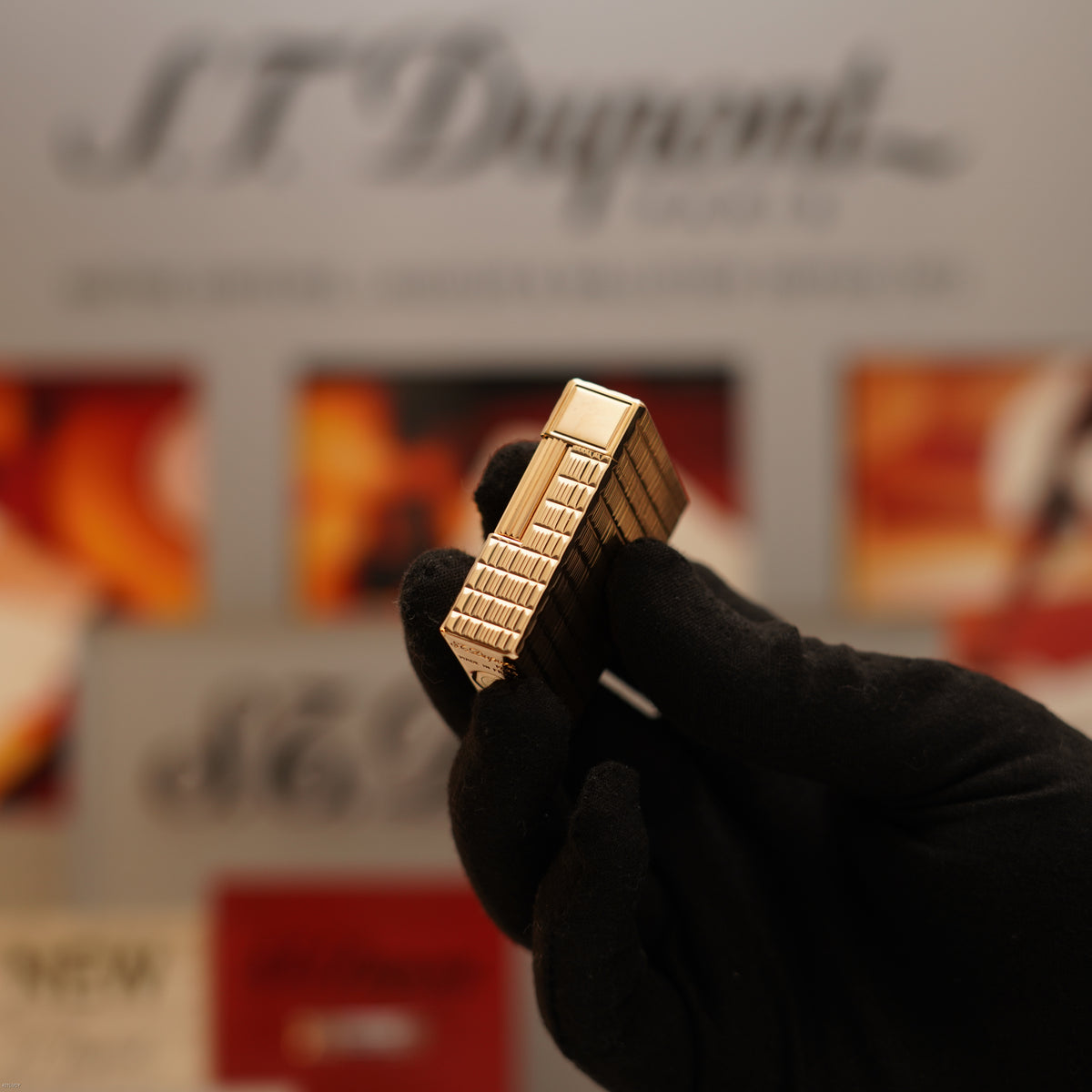 Vintage Late 1980s S.T. Dupont Ligne 1 Small 20 Micron Gold Plated Lighter – Very Good Full Set