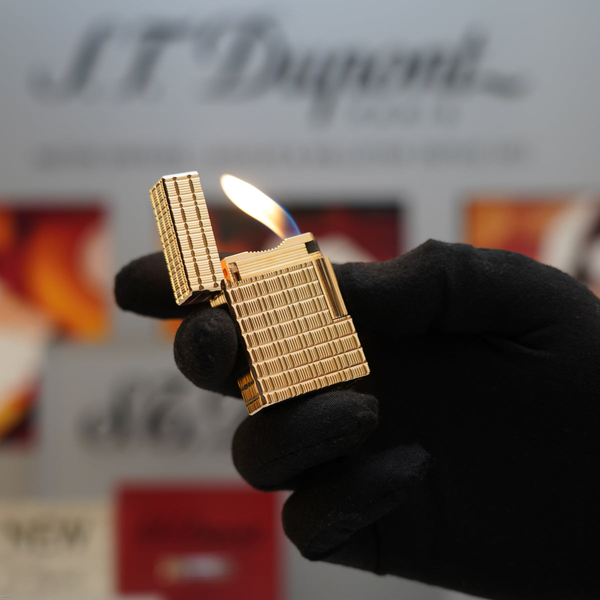 Vintage Late 1980s S.T. Dupont Ligne 1 Small 20 Micron Gold Plated Lighter – Very Good Full Set