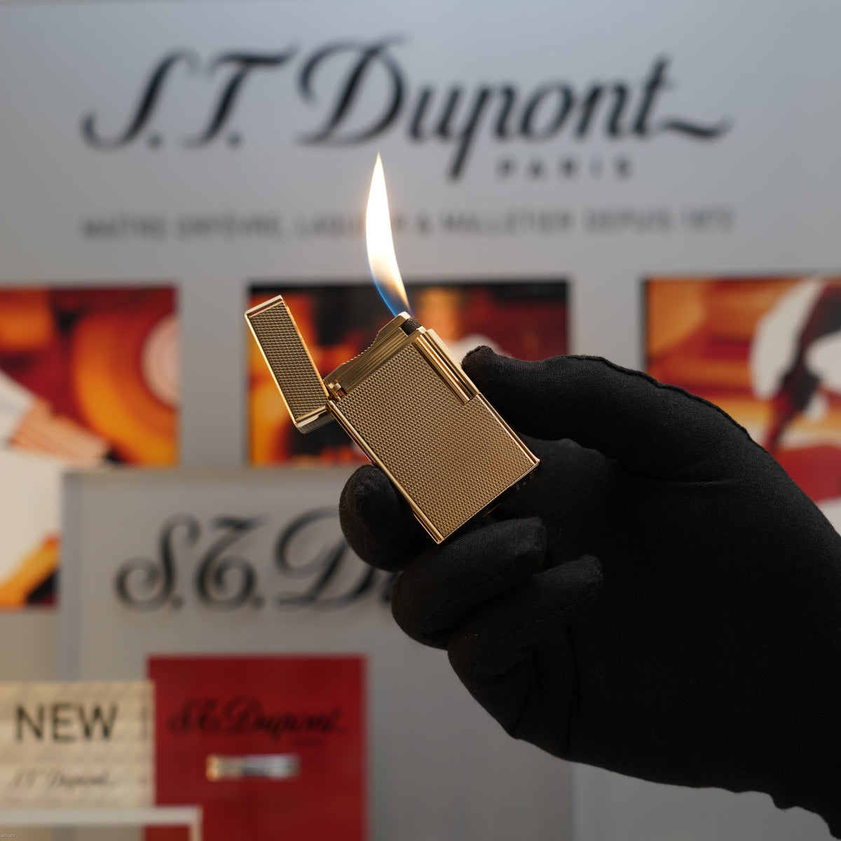 Vintage 1980 S.T. Dupont Ligne 1 Large 18K Gold Finish Barley Pattern Lighter – Mint Full Set