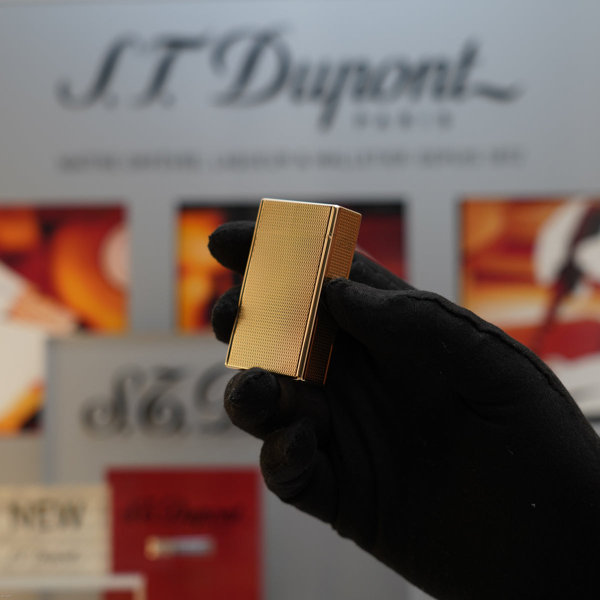 Vintage 1980 S.T. Dupont Ligne 1 Large 18K Gold Finish Barley Pattern Lighter – Mint Full Set