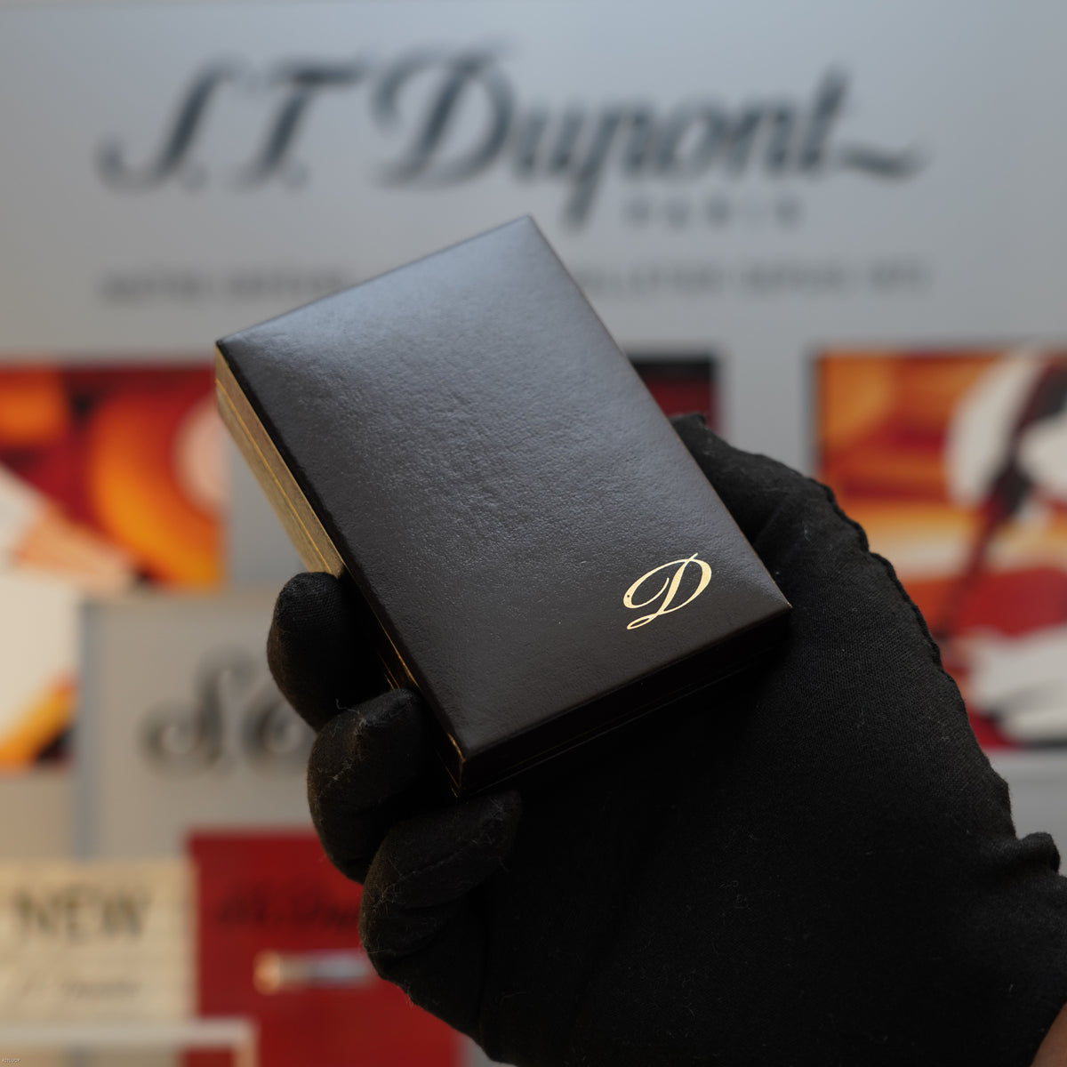 Vintage 1980 S.T. Dupont Ligne 1 Large 18K Gold Finish Barley Pattern Lighter – Mint Full Set