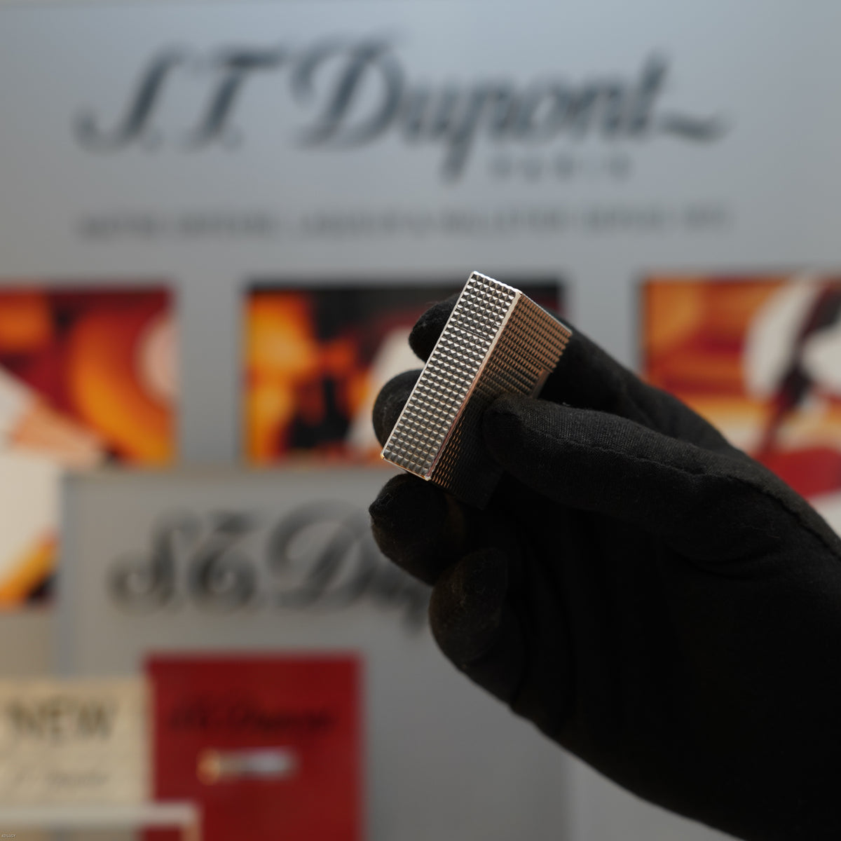 Vintage 1983 S.T. Dupont Ligne 1 Small Diamond Head 20 Micron Gold Plated Lighter – Mint Full Set