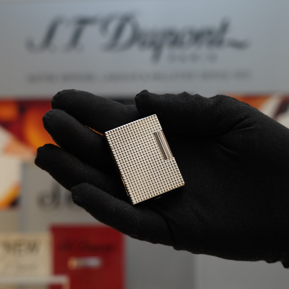 Vintage 1983 S.T. Dupont Ligne 1 Small Diamond Head 20 Micron Gold Plated Lighter – Mint Full Set