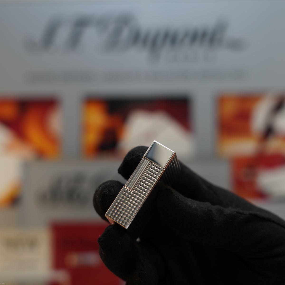 Vintage Early 1990s S.T. Dupont Ligne 1 Small Diamond Head Silver Finish Lighter – Mint Full Set
