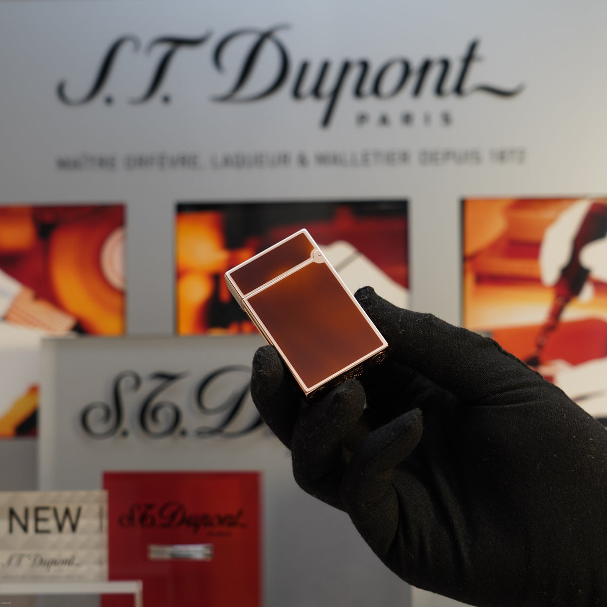 Vintage 1983 S.T. Dupont Ligne 2 Large 18k Rose Gold Finish Brown Chinese Lacquer Lighter – Mint Full Set