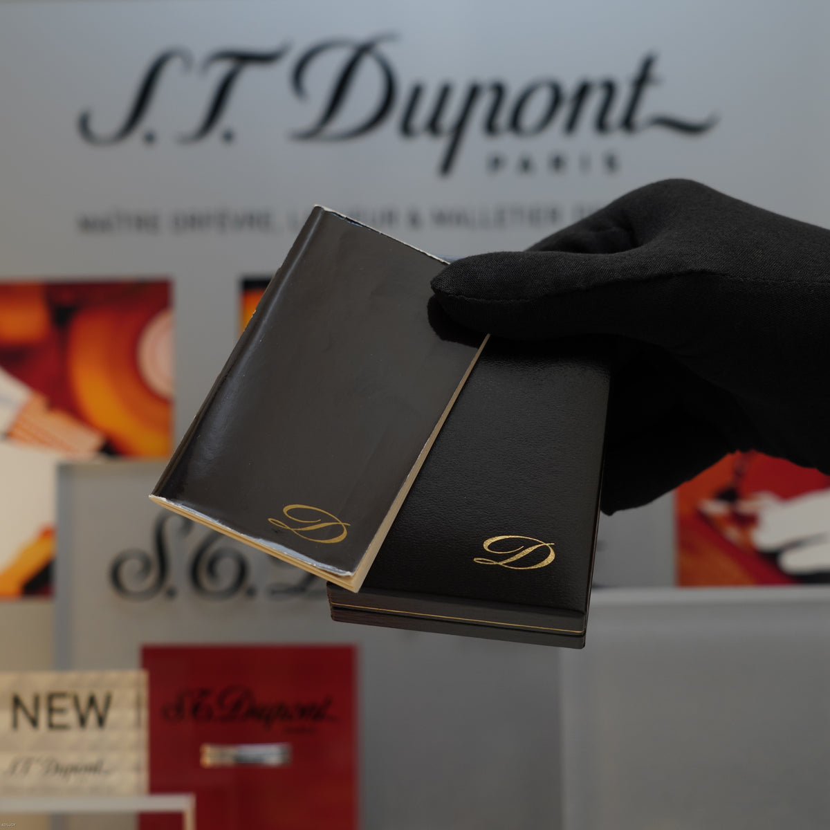 Vintage 1983 S.T. Dupont Ligne 2 Large 18k Rose Gold Finish Brown Chinese Lacquer Lighter – Mint Full Set