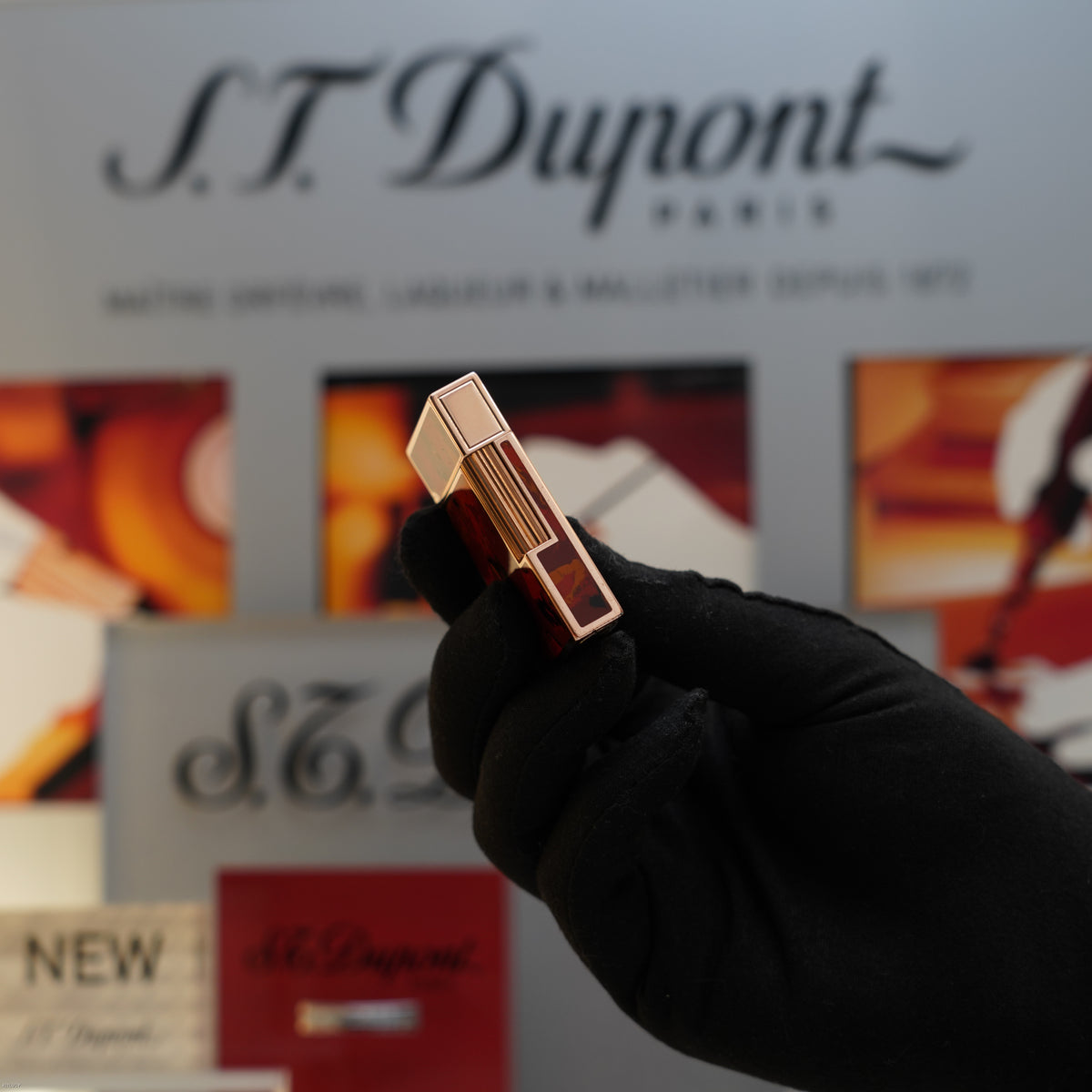 Vintage Early 1990s S.T. Dupont Ligne 2 Medium Rose Gold Finish Picasso Chinese Lacquer Lighter – Good Full Set