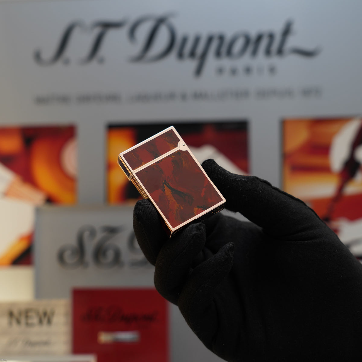 Vintage Early 1990s S.T. Dupont Ligne 2 Medium Rose Gold Finish Picasso Chinese Lacquer Lighter – Good Full Set
