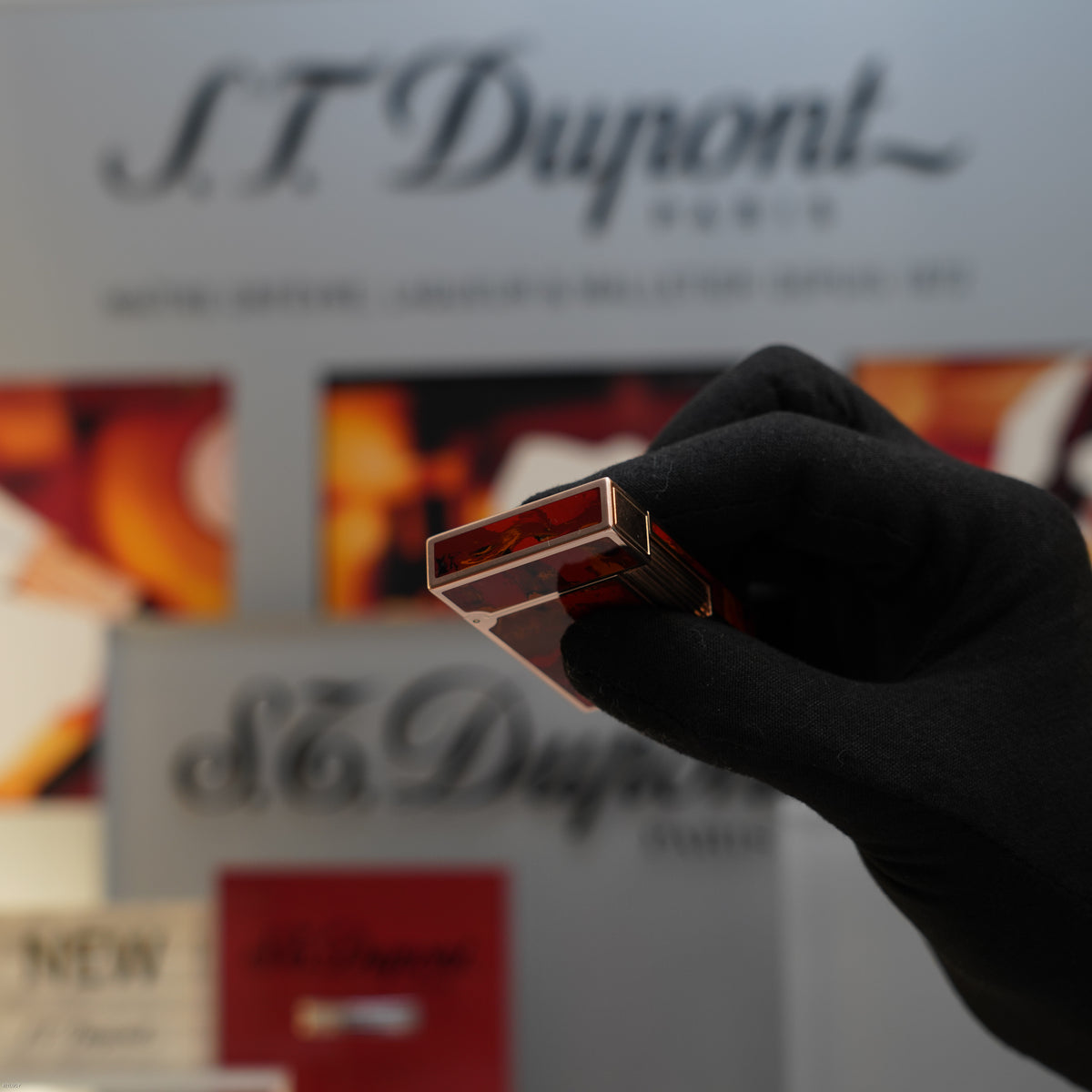 Vintage Early 1990s S.T. Dupont Ligne 2 Medium Rose Gold Finish Picasso Chinese Lacquer Lighter – Good Full Set