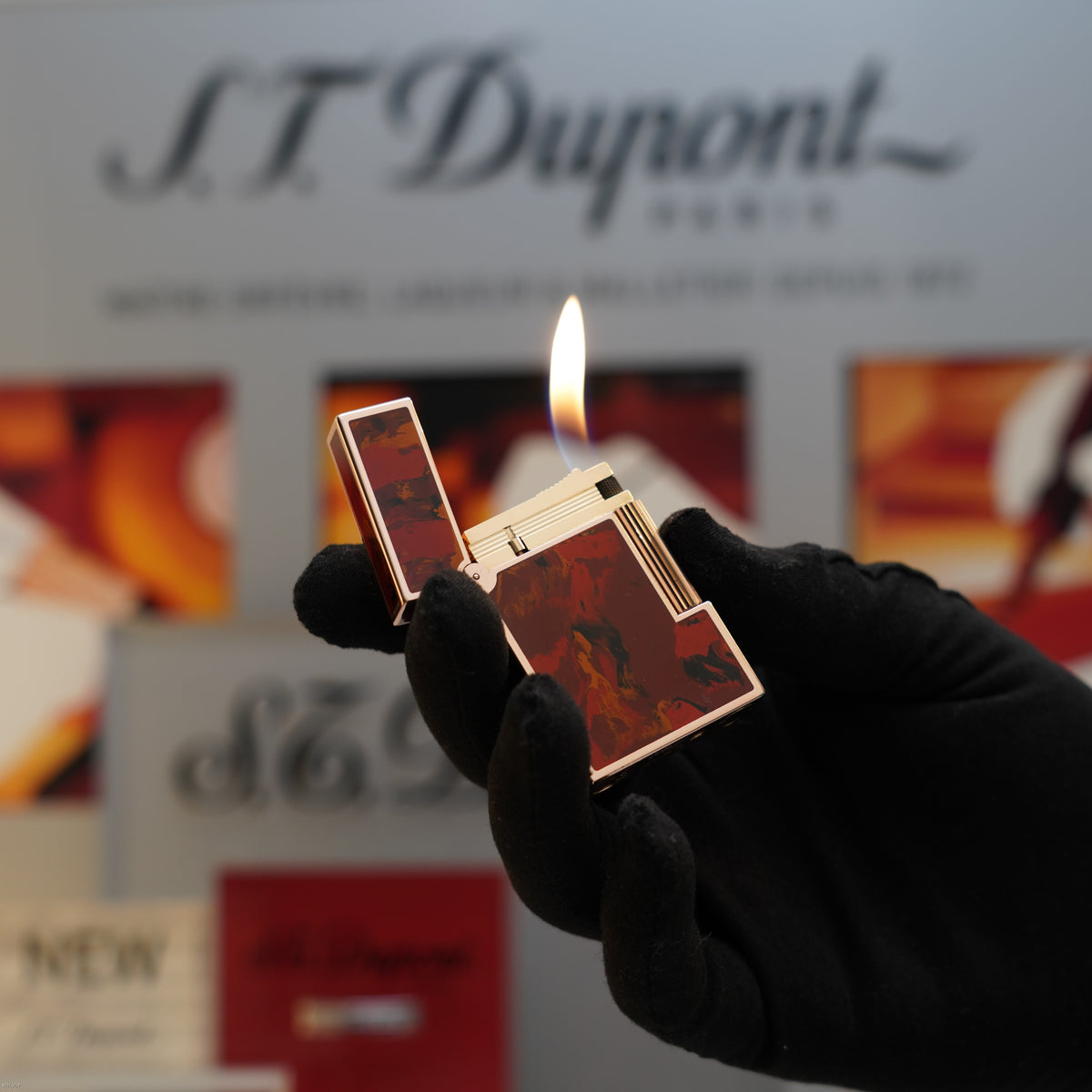 Vintage Early 1990s S.T. Dupont Ligne 2 Medium Rose Gold Finish Picasso Chinese Lacquer Lighter – Good Full Set