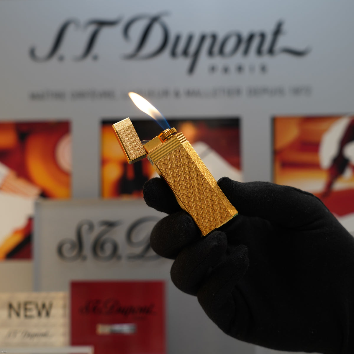 Vintage 1980 Cartier Pentagon Plaqué Or G Heavy 24K Gold Guilloché Pattern Lighter – NOS Full Set